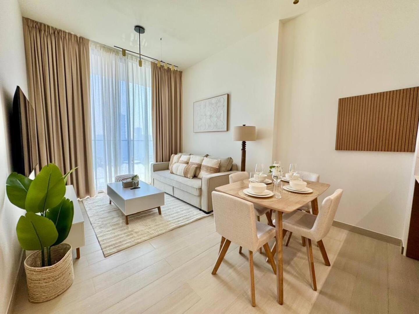 Dreamy & Cozy 1br In Jvc With Balcony Daire *
