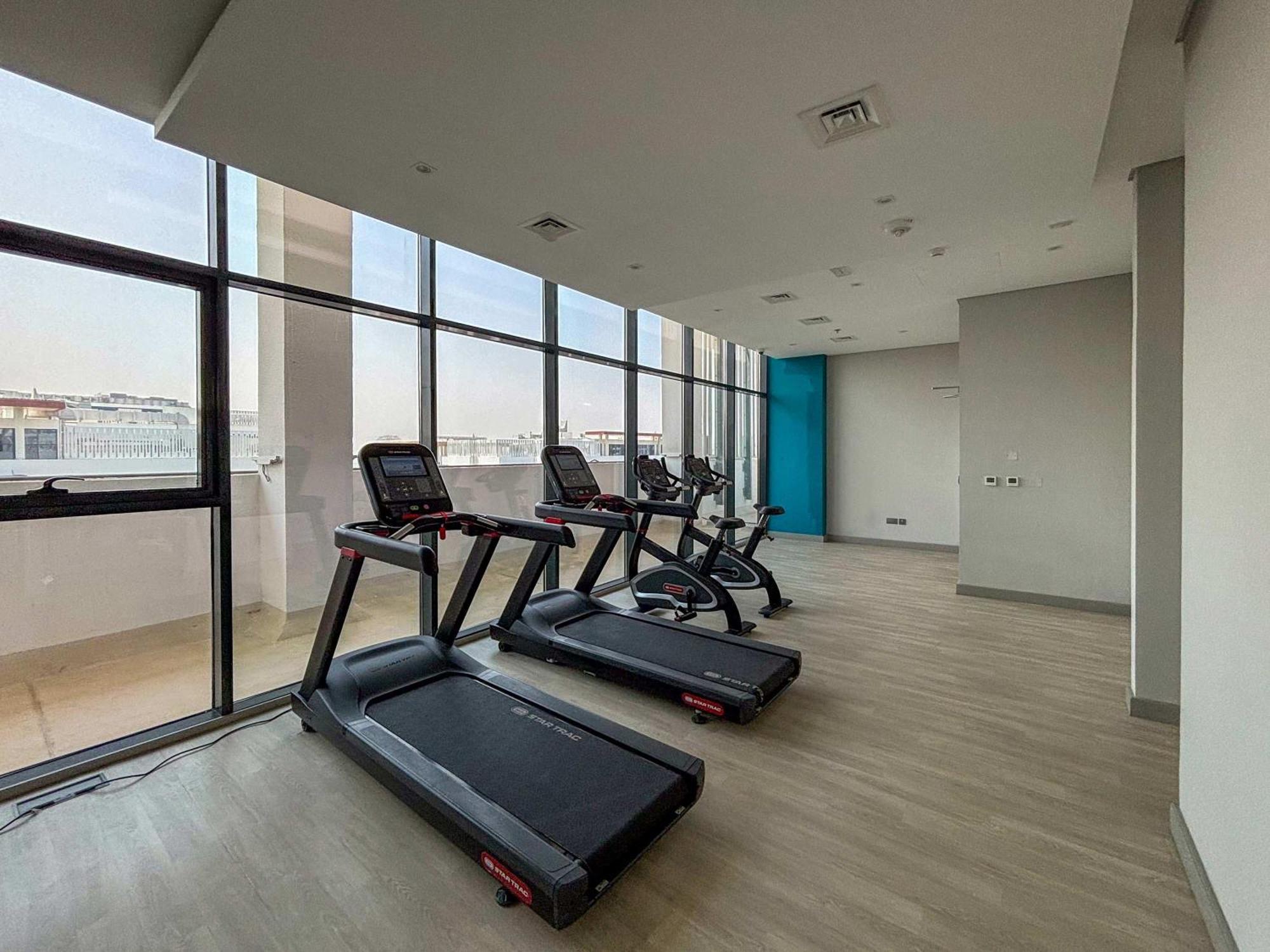 Apartment Frank Porter - Azizi Riviera 16 *