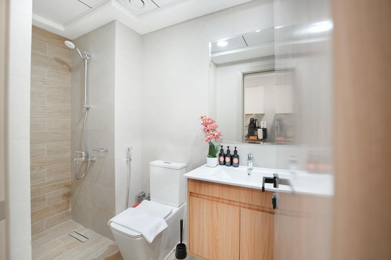 Easygo-calm Stu In Alexia Jebel Ali Near Metro Apartment
