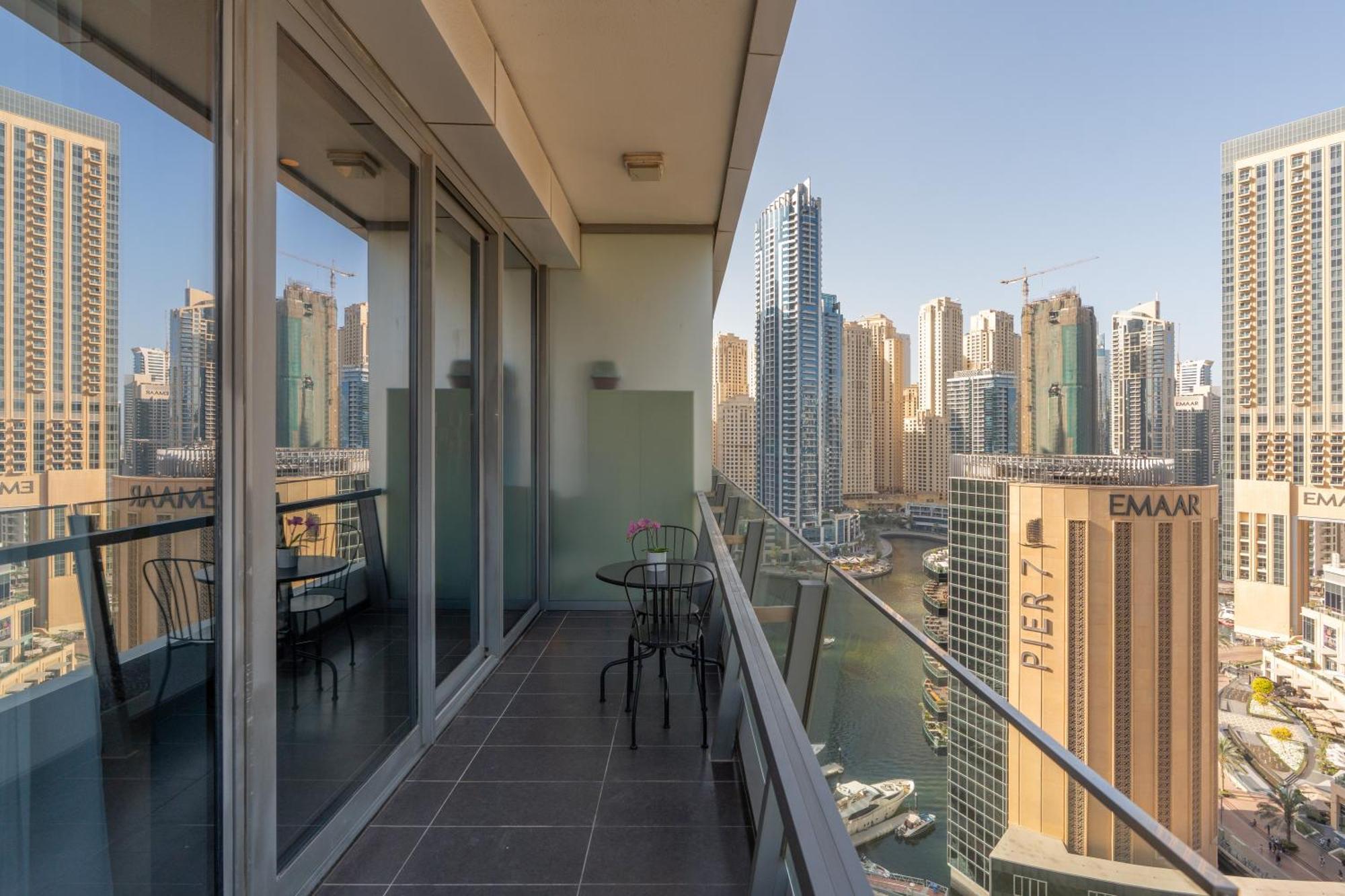 Apartment Silverene Towers - Of Choice