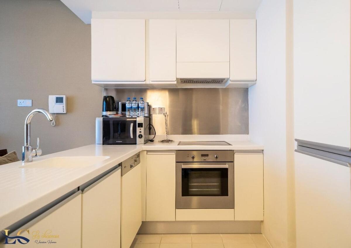 Apartment 1br At The Address Mall Dubai