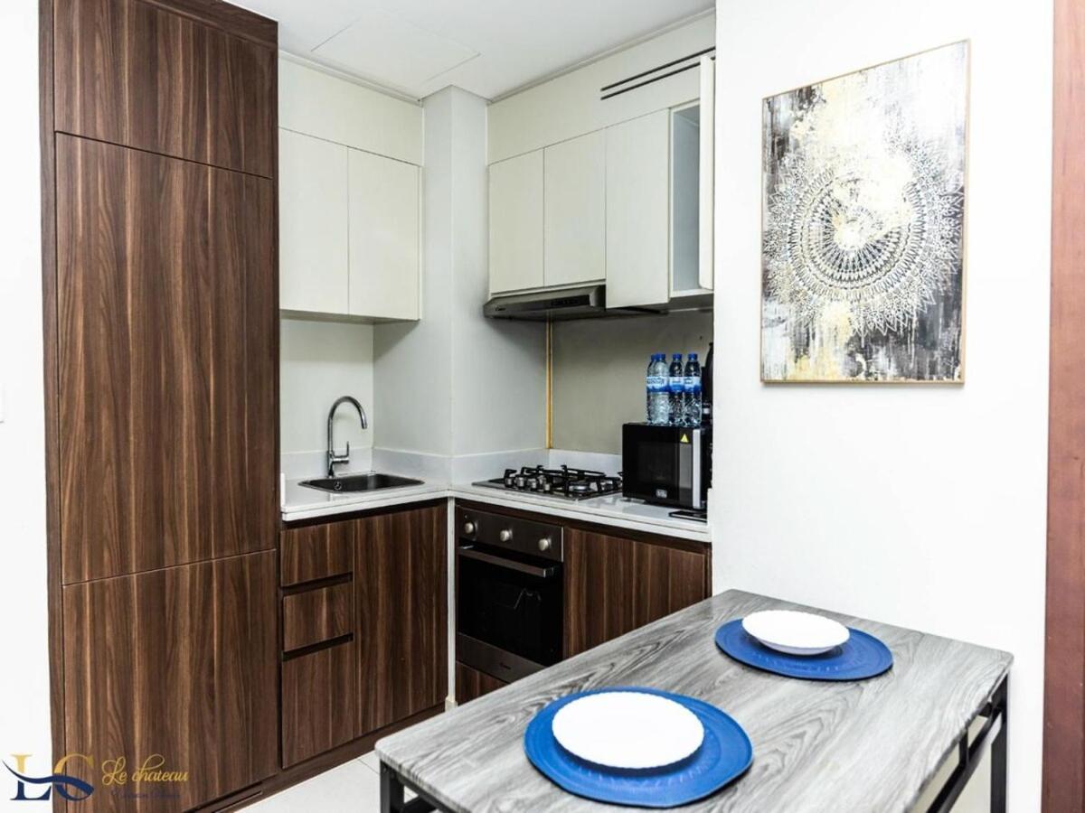 Coastal 2bed With Full Canal Views In Business Bay Dubai