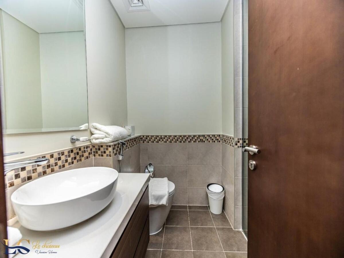 Coastal 2bed With Full Canal Views In Business Bay Dubai