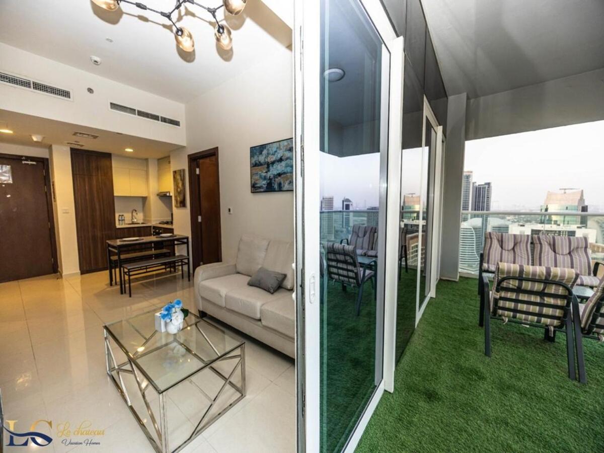Coastal 2bed With Full Canal Views In Business Bay Apartment *