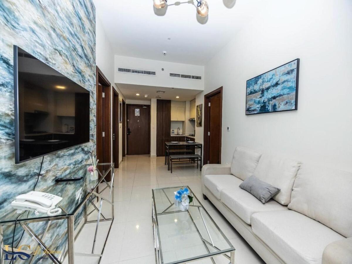 Apartment Coastal 2bed With Full Canal Views In Business Bay