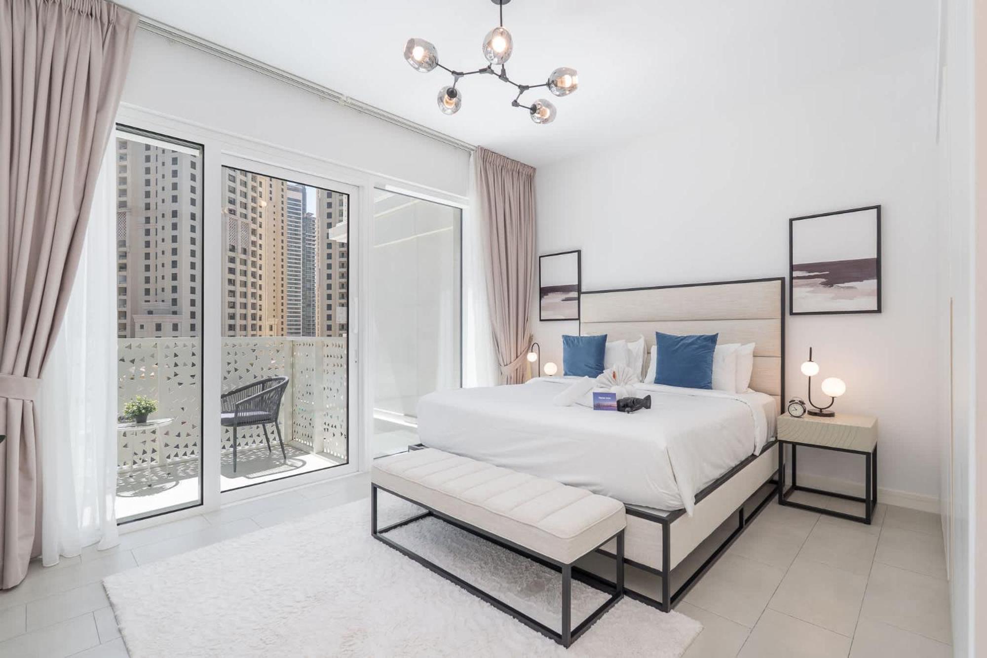 Situated On The Famous Jbr With Direct Access Apartment