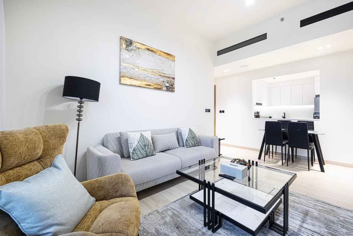The Luxe Loft 17 2bed In Jvc Apartment