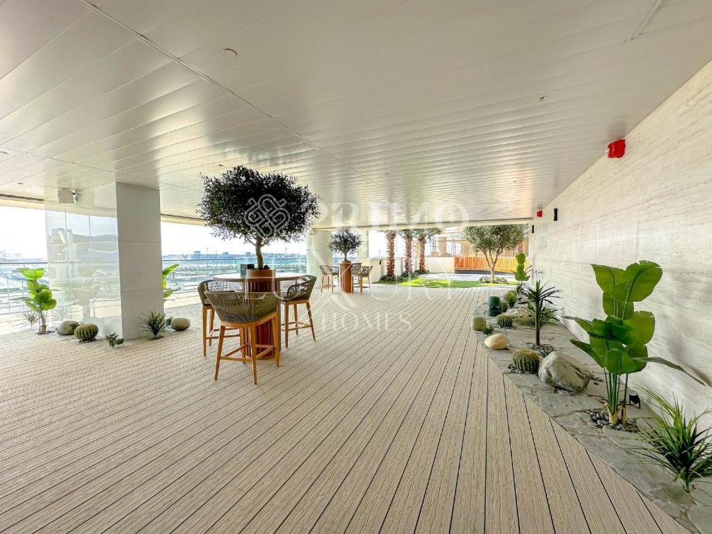 Apartment Luxurious Furnished 1-Bed Apartment In Marasi Drive