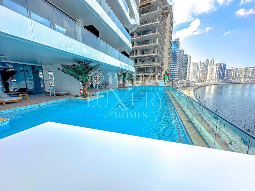 Apartment Luxurious Furnished 1-Bed Apartment In Marasi Drive Dubai