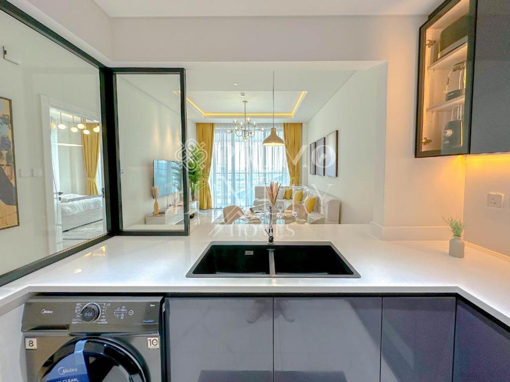 Luxurious Furnished 1-Bed Apartment In Marasi Drive