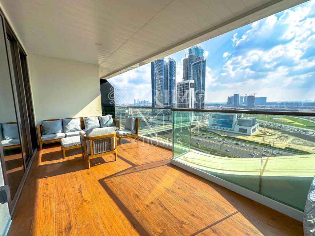 Apartment Luxurious Furnished 1-Bed Apartment In Marasi Drive