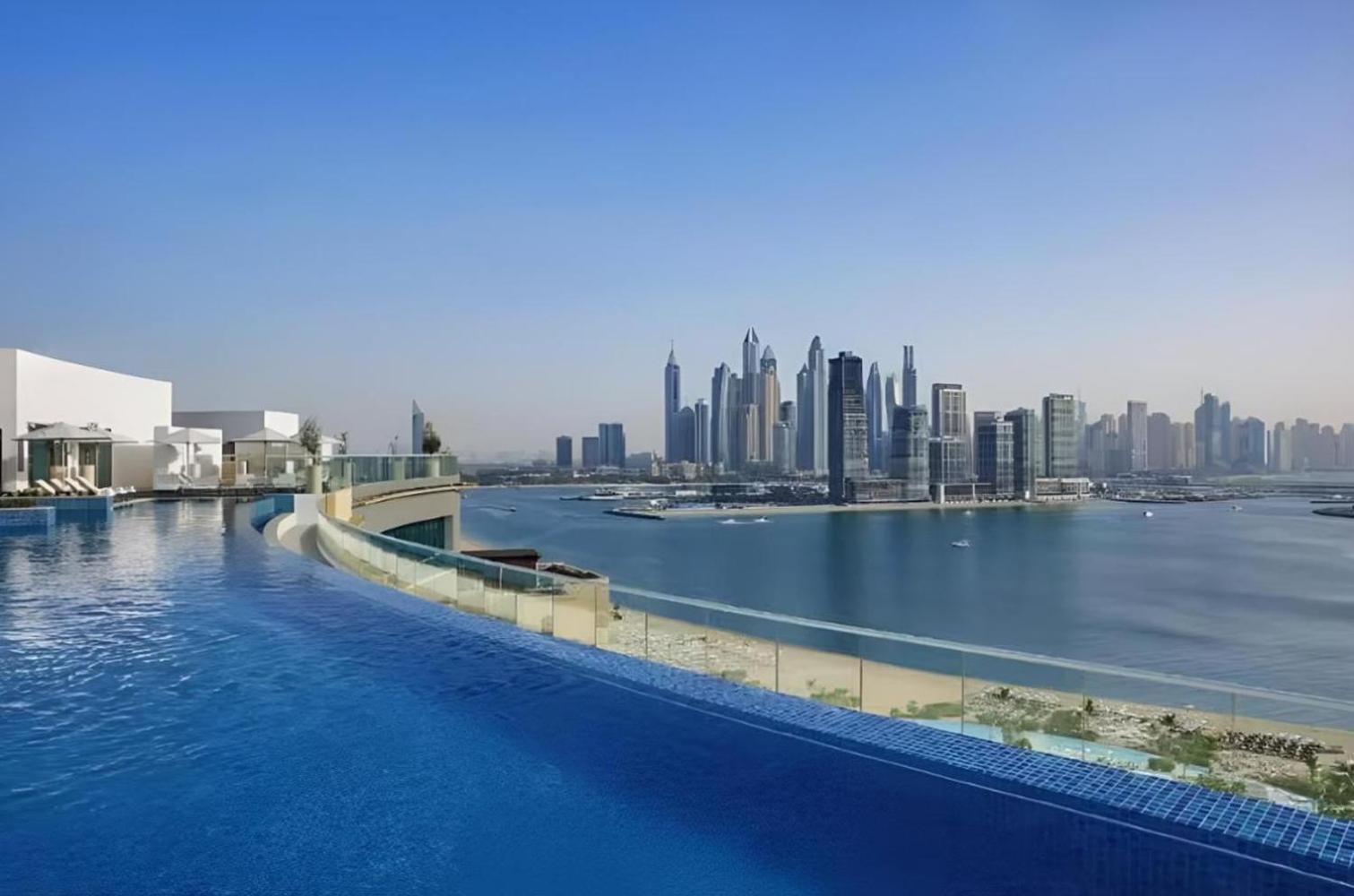 The Palm Hideaway Chic With Rooftop Vibes Managed By Sunnyhomes Apartment *