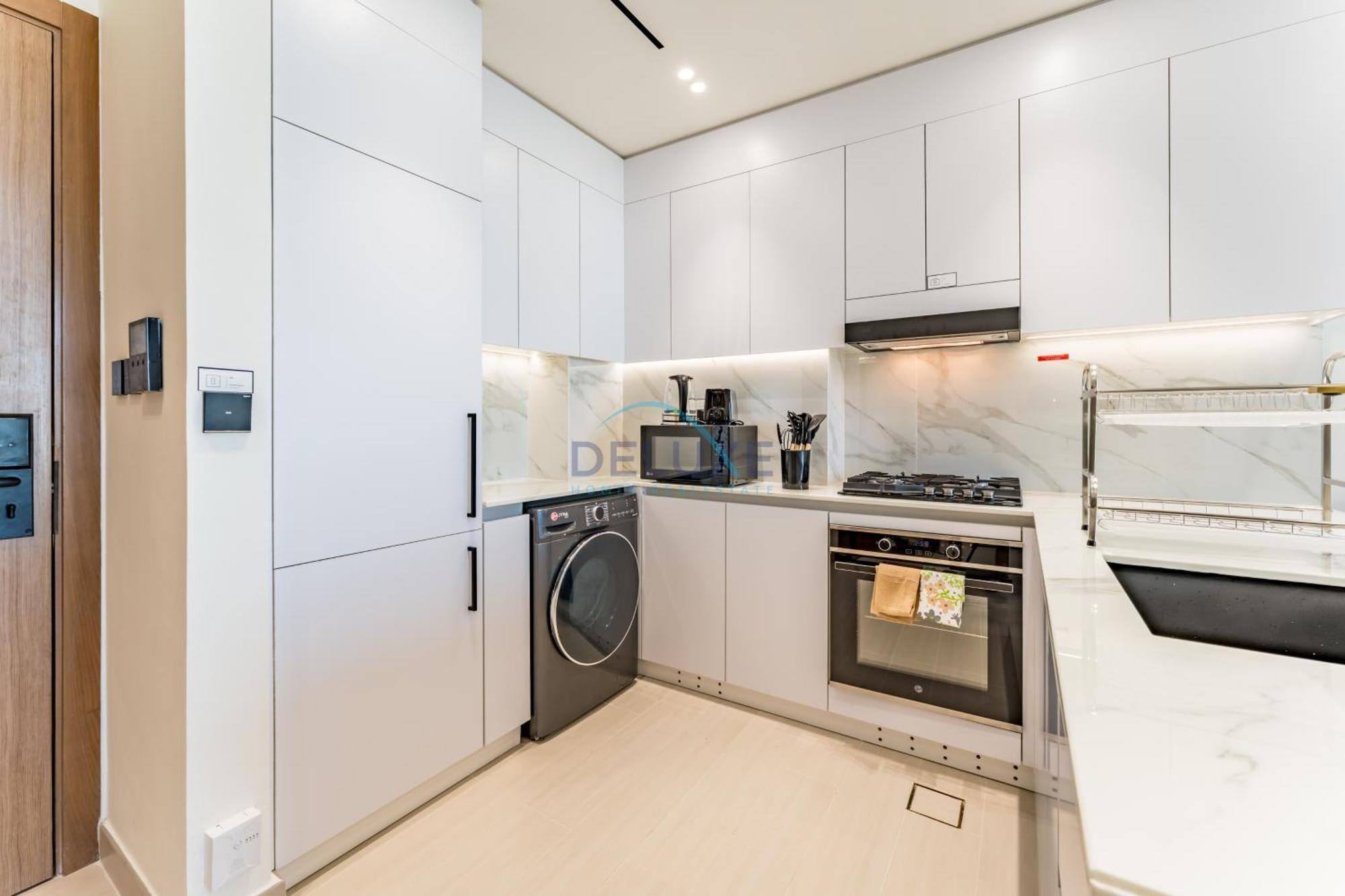 High Apartment *