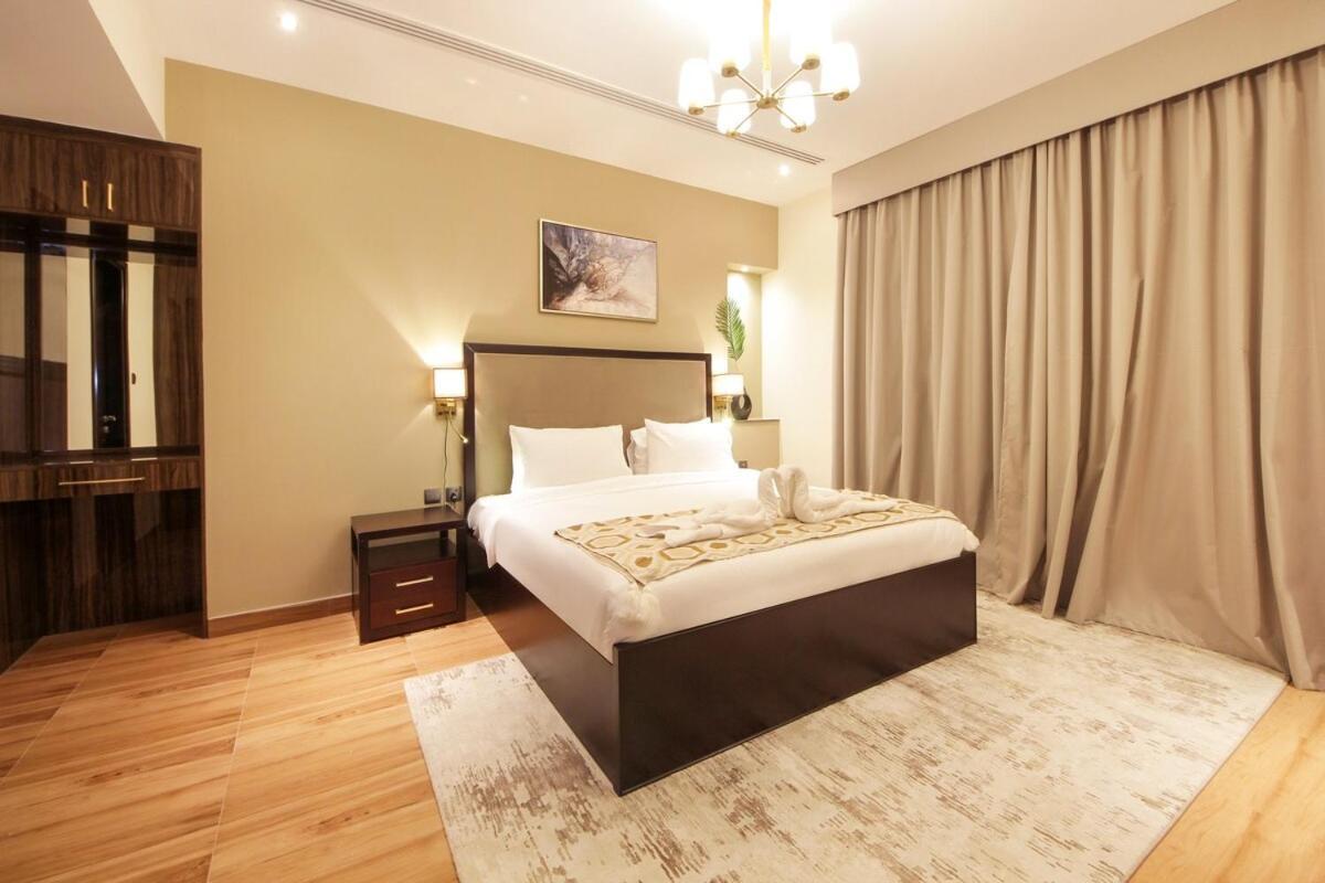 Apartment Luxury 2br In Downtown Near Burj Khalifa Dubai
