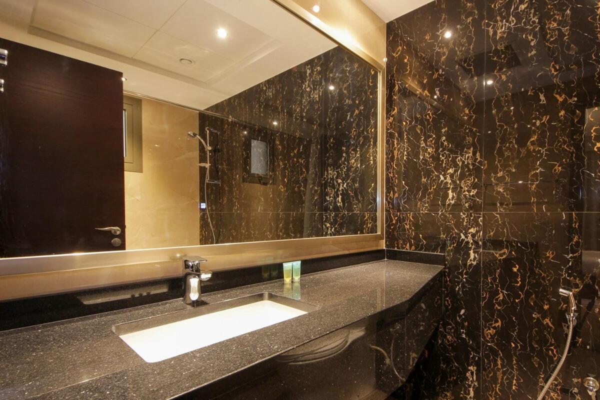 Apartment Luxury 2br In Downtown Near Burj Khalifa
