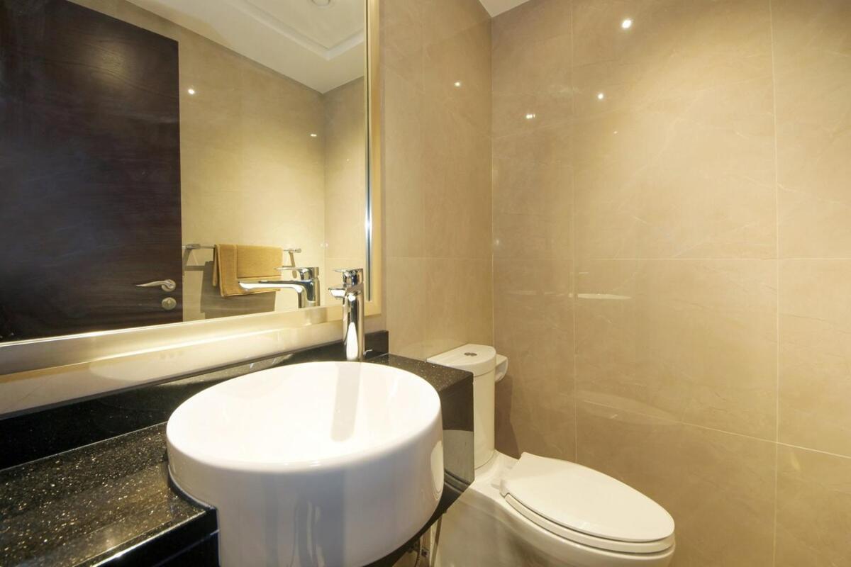 Luxury 2br In Downtown Near Burj Khalifa Dubai