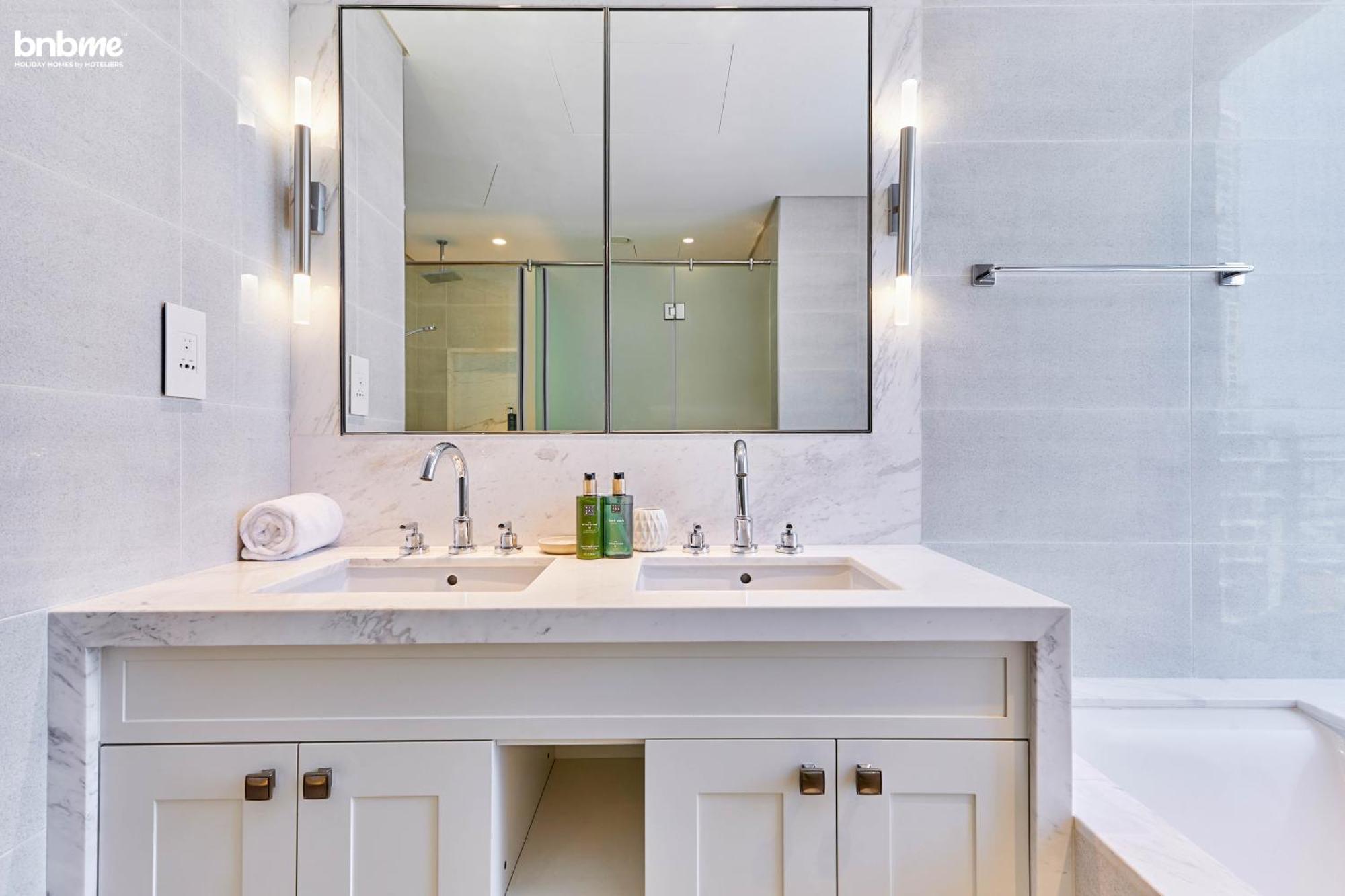 Bnbmehomes - Opera Grand Daire Dubai