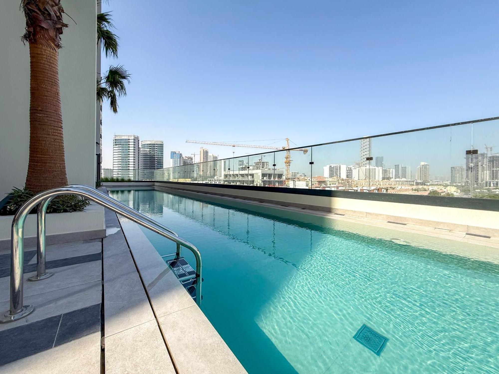 Modern Chic Apartment, Belgravia Heights 2, Jvc