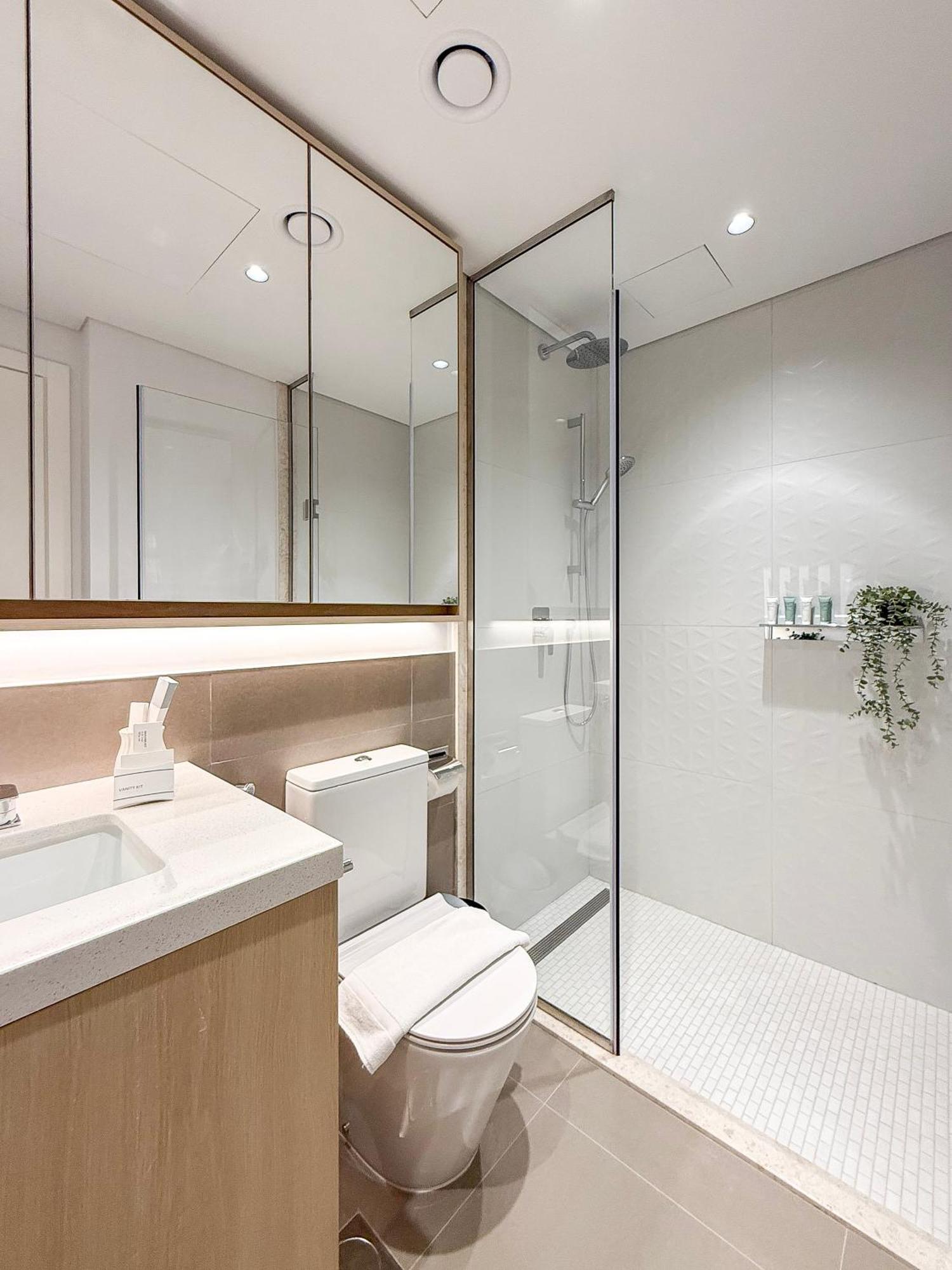 Modern Chic Apartment, Belgravia Heights 2, Jvc Apartment *