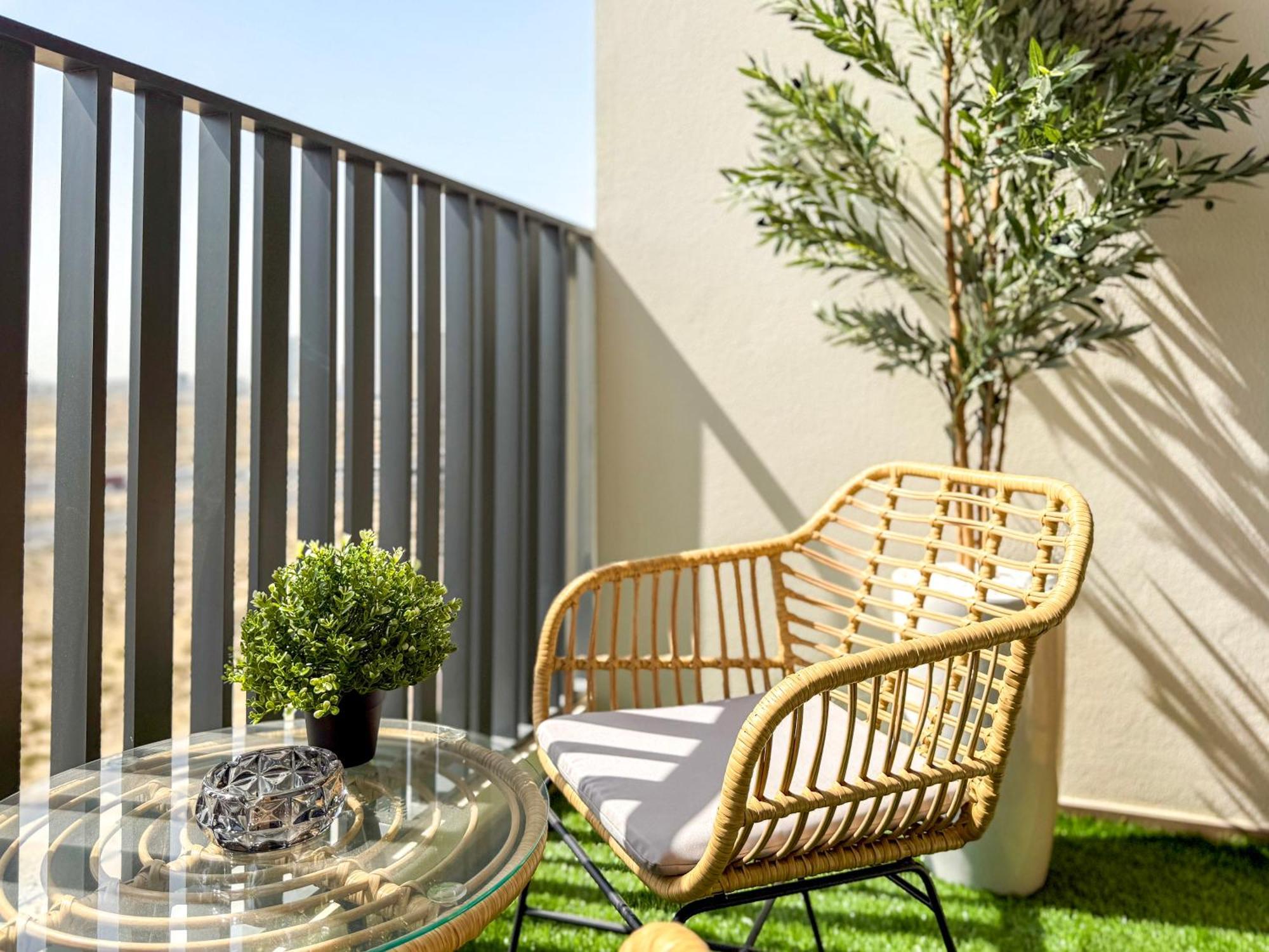 Apartment Modern Chic Apartment, Belgravia Heights 2, Jvc *
