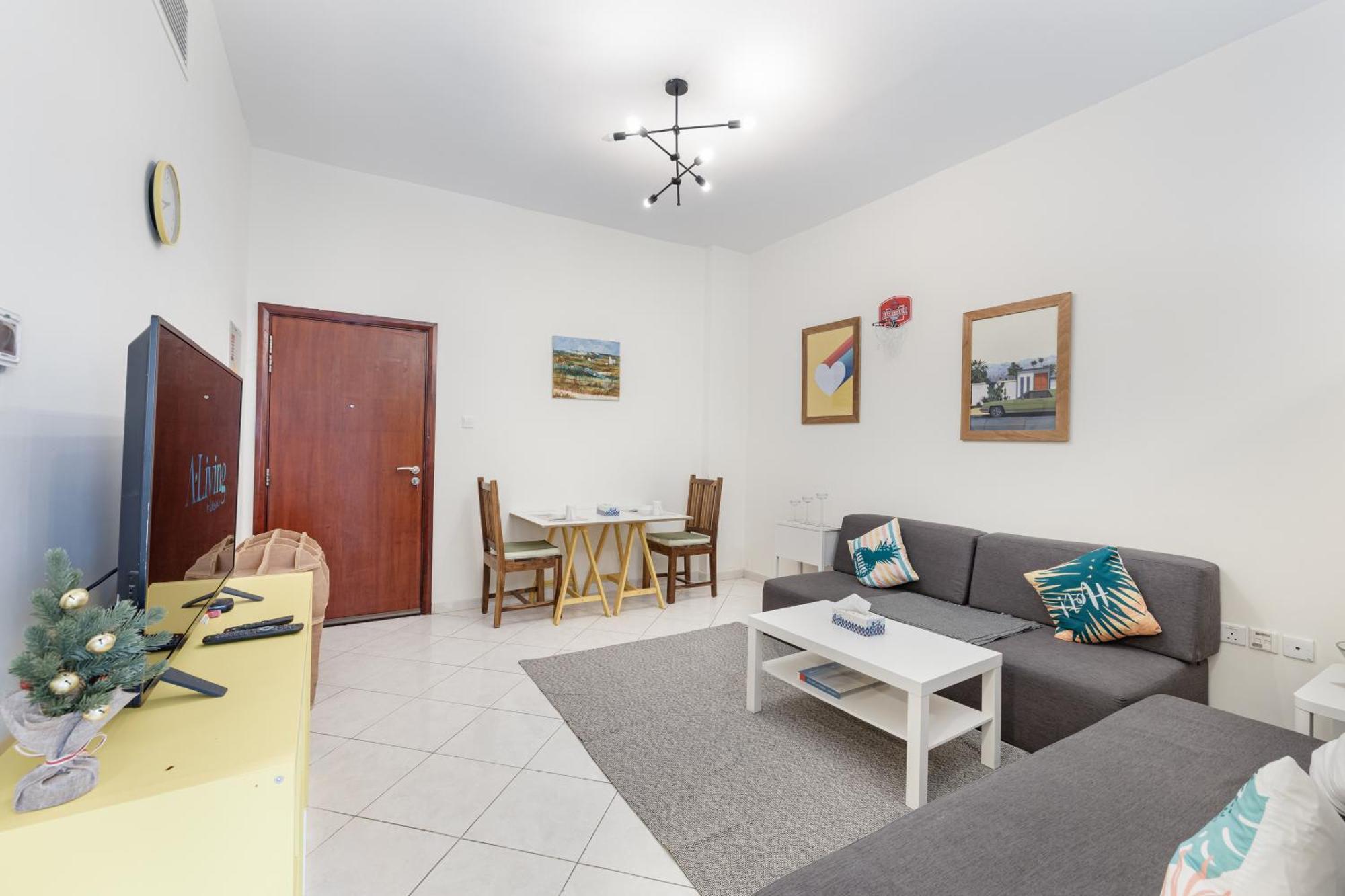 A-living Cozy In Marina Pearl With Balcony Apartment