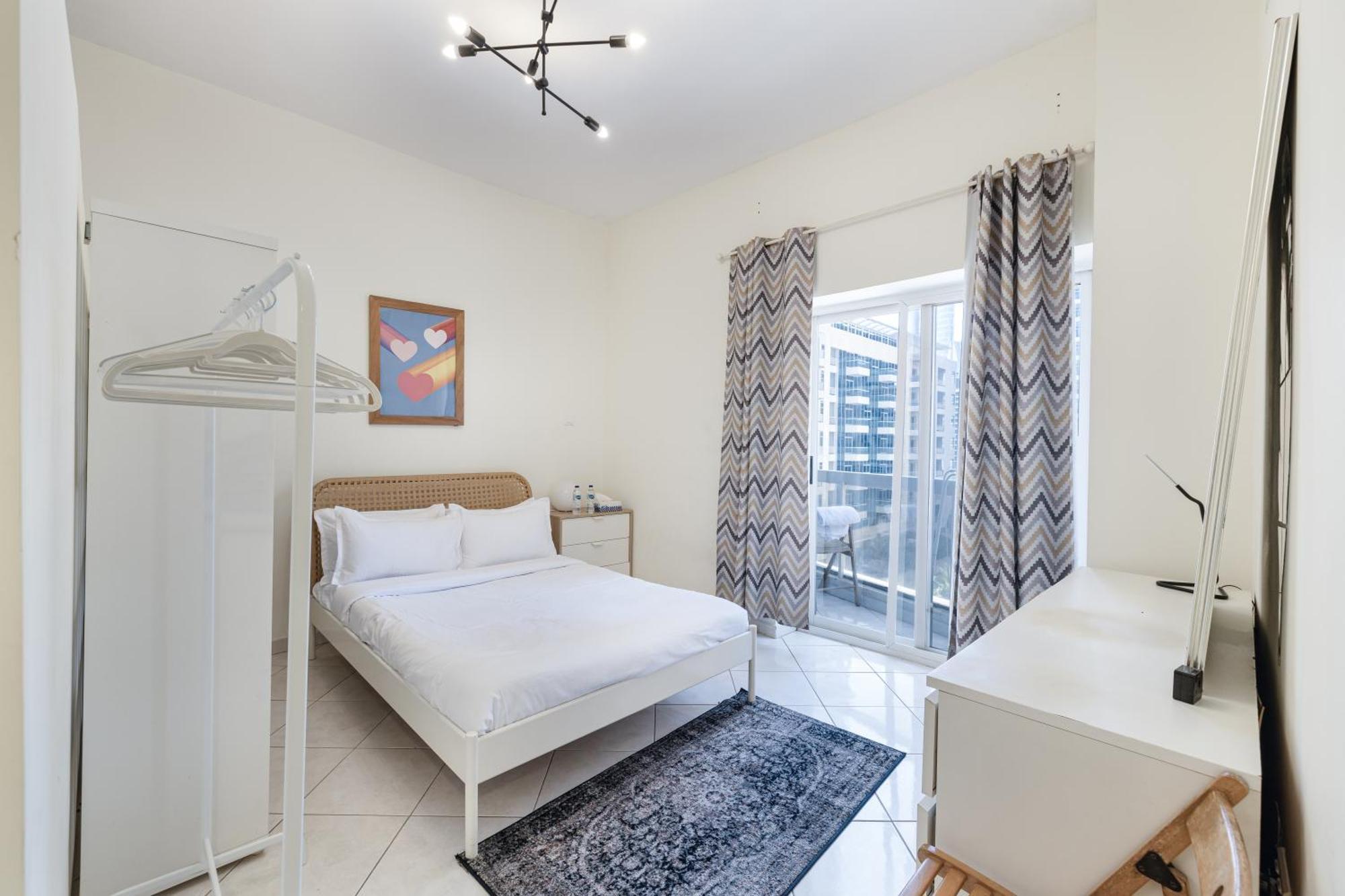 A-living Cozy In Marina Pearl With Balcony Apartment *