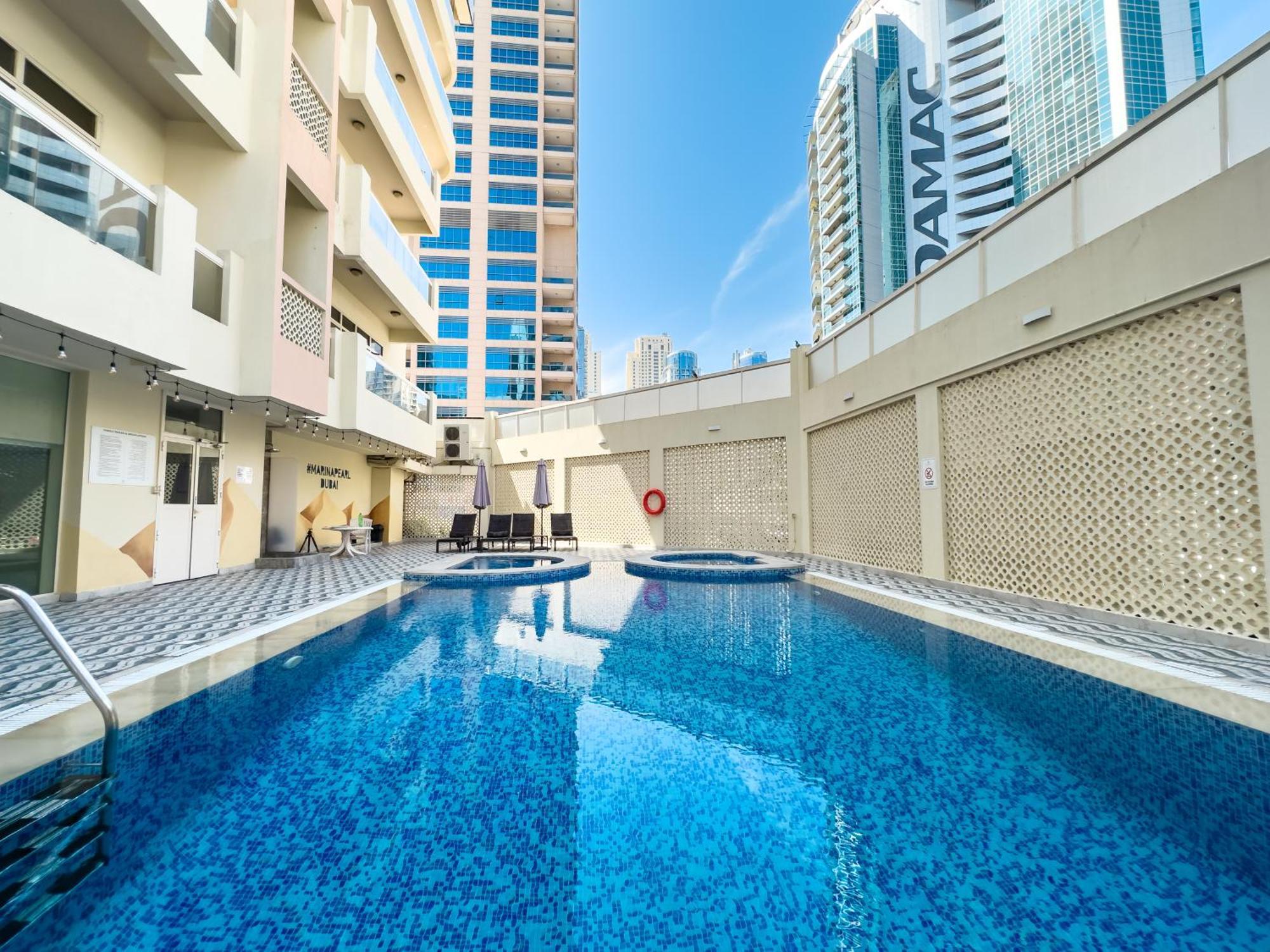 A-living Cozy In Marina Pearl With Balcony * Dubai