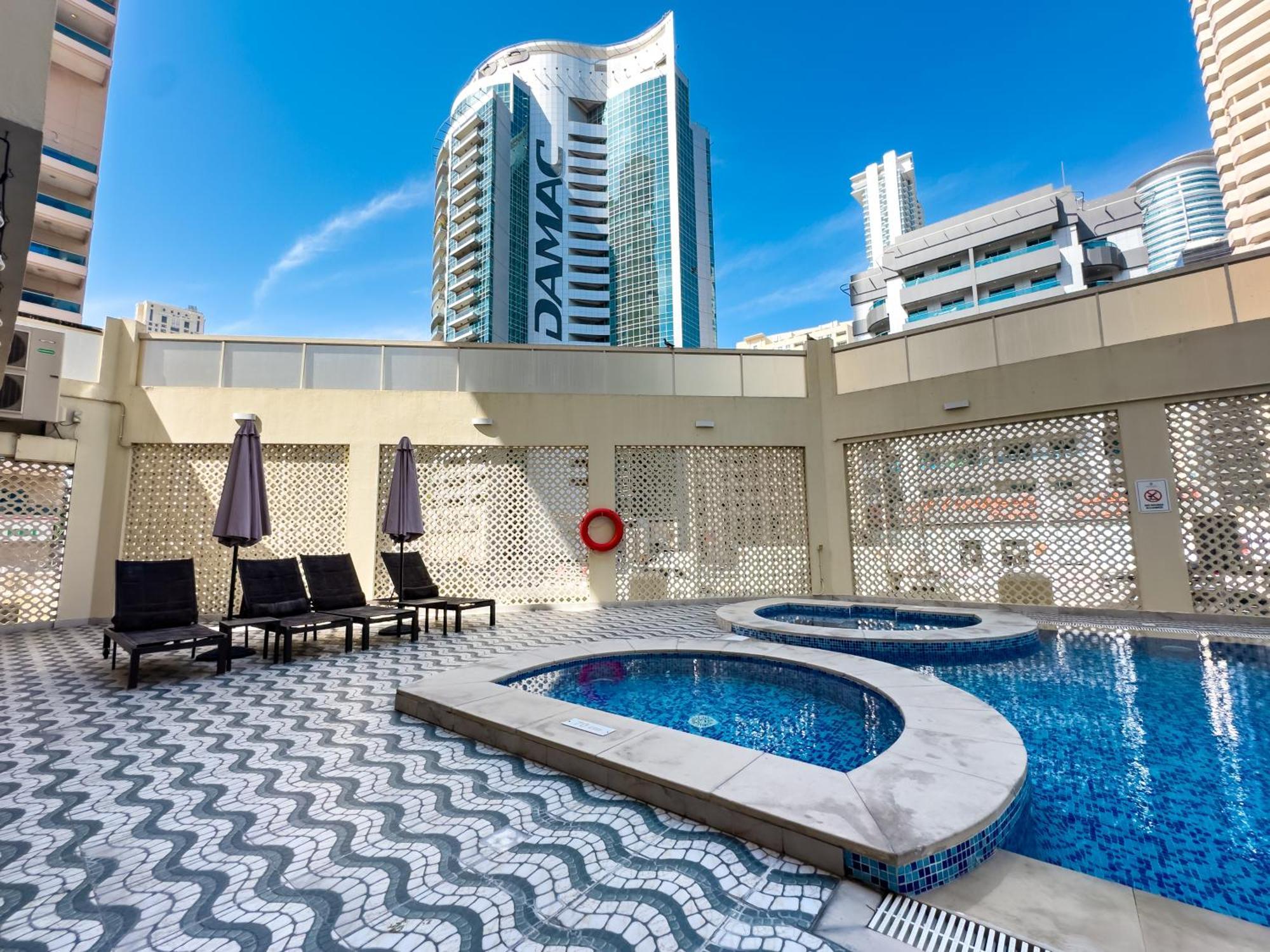 A-living Cozy In Marina Pearl With Balcony Apartment *