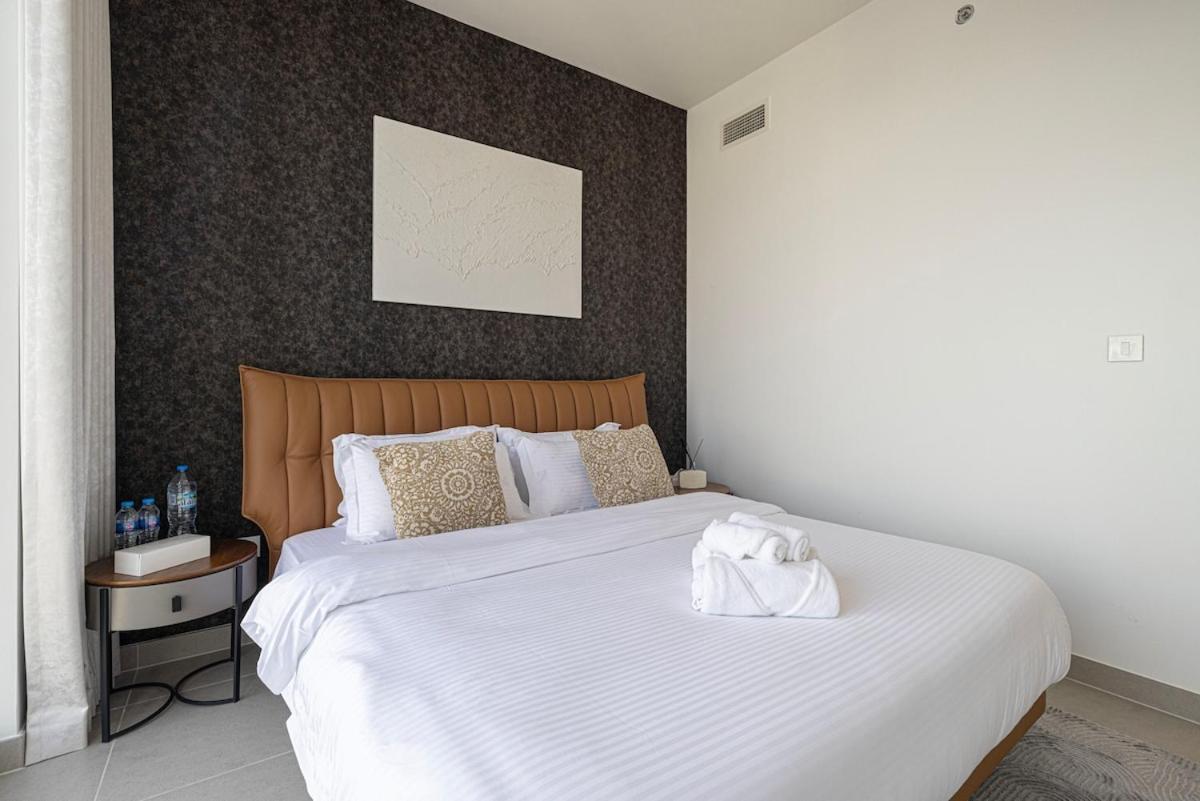 Downtown 4br High-floor Luxury That Sleeps 9 Apartamento Dubai