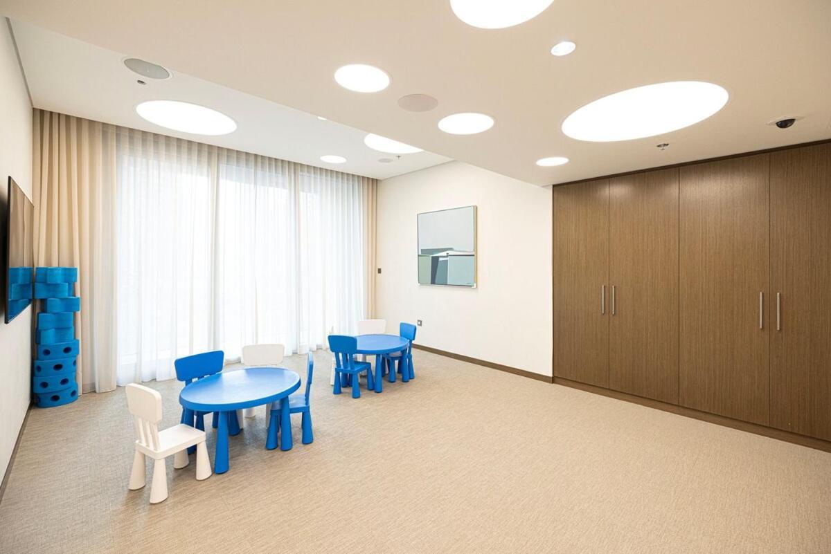 Downtown 4br High-floor Luxury That Sleeps 9 Apartamento Dubai
