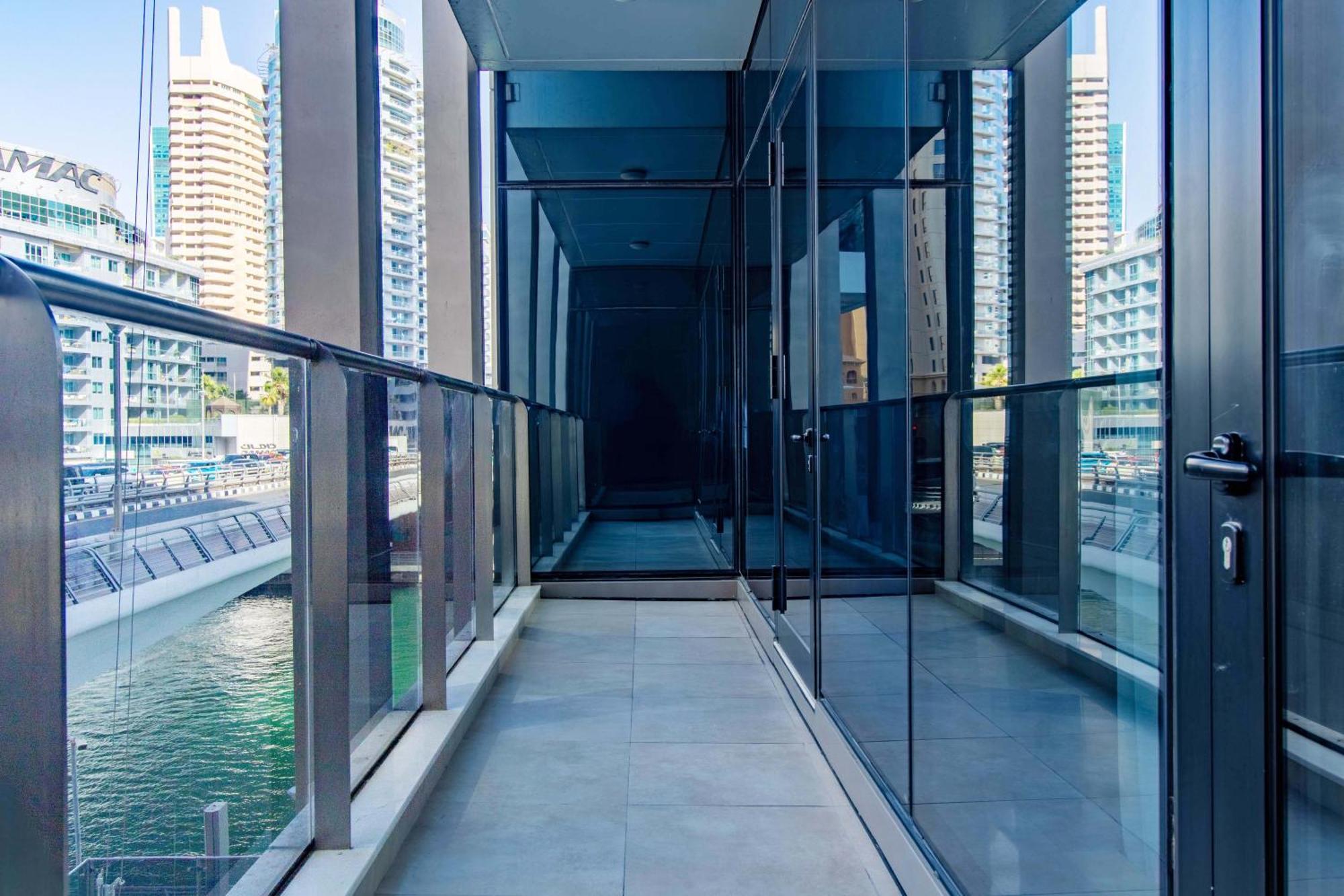 Luxurious 2bed In Sparkle Tower-marina View Apartment