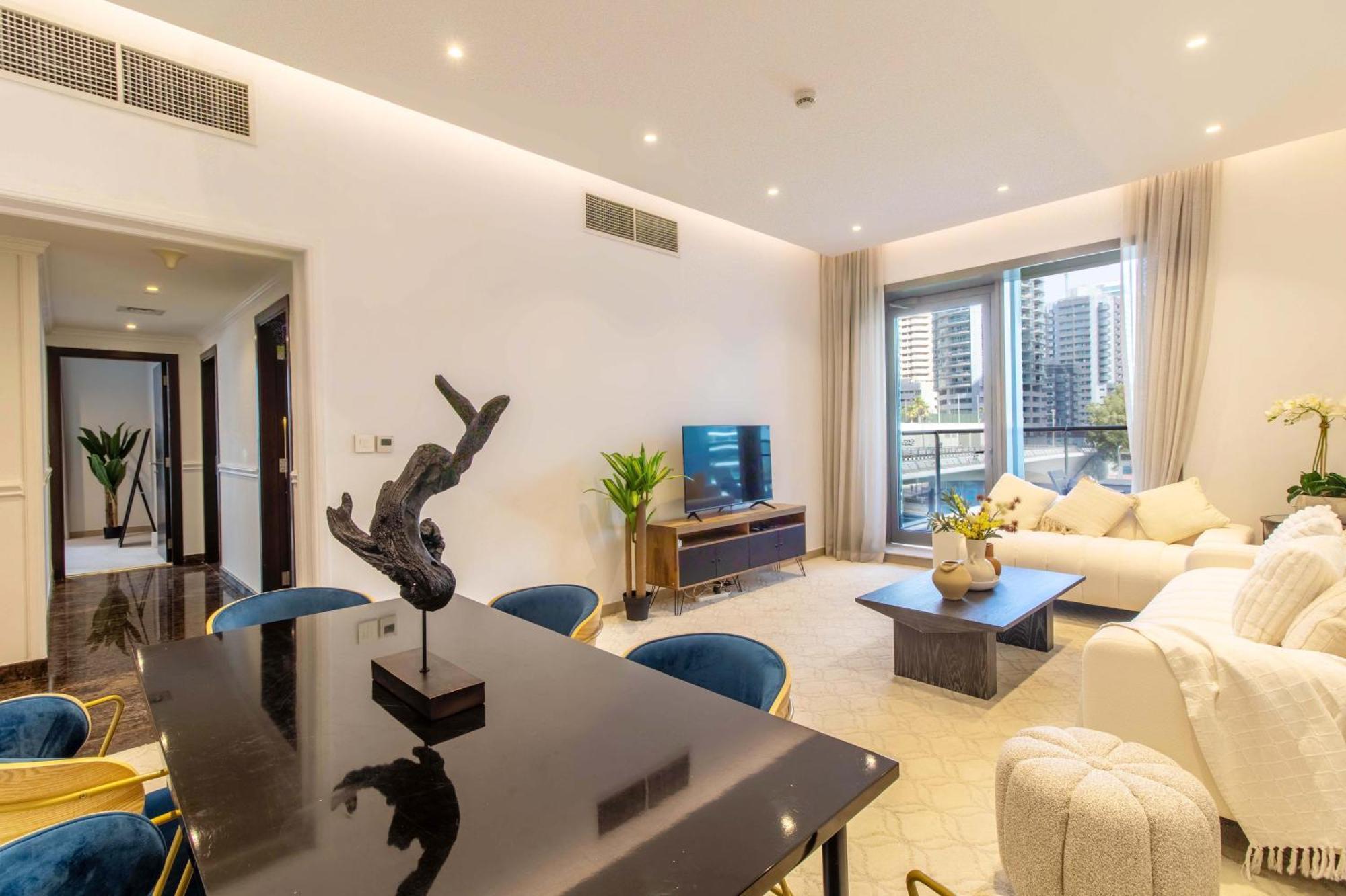 Apartment Luxurious 2bed In Sparkle Tower-marina View Dubai