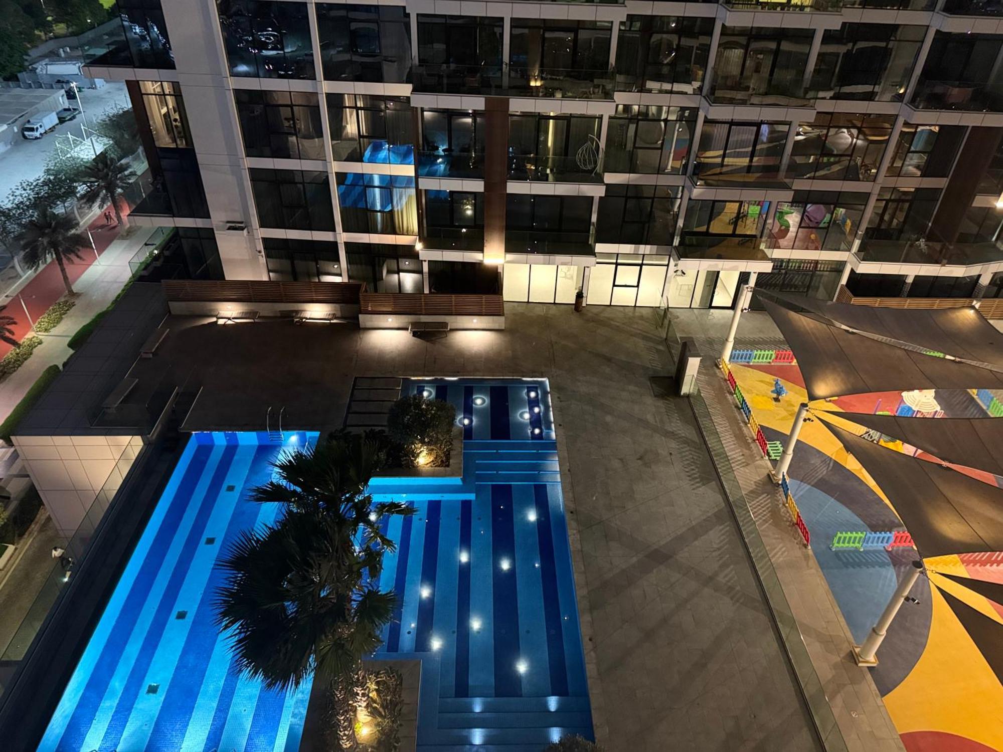 Apartment Ashri Luxe Spacious Near Metro, Frame Dubai