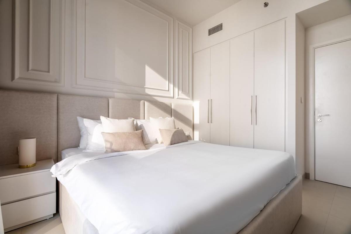 Luxury 4br In Heart Of With Burj View Daire Dubai
