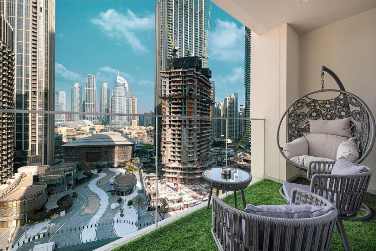 Downtown Stunning 4br With Amazing Pool & Amenities Daire *