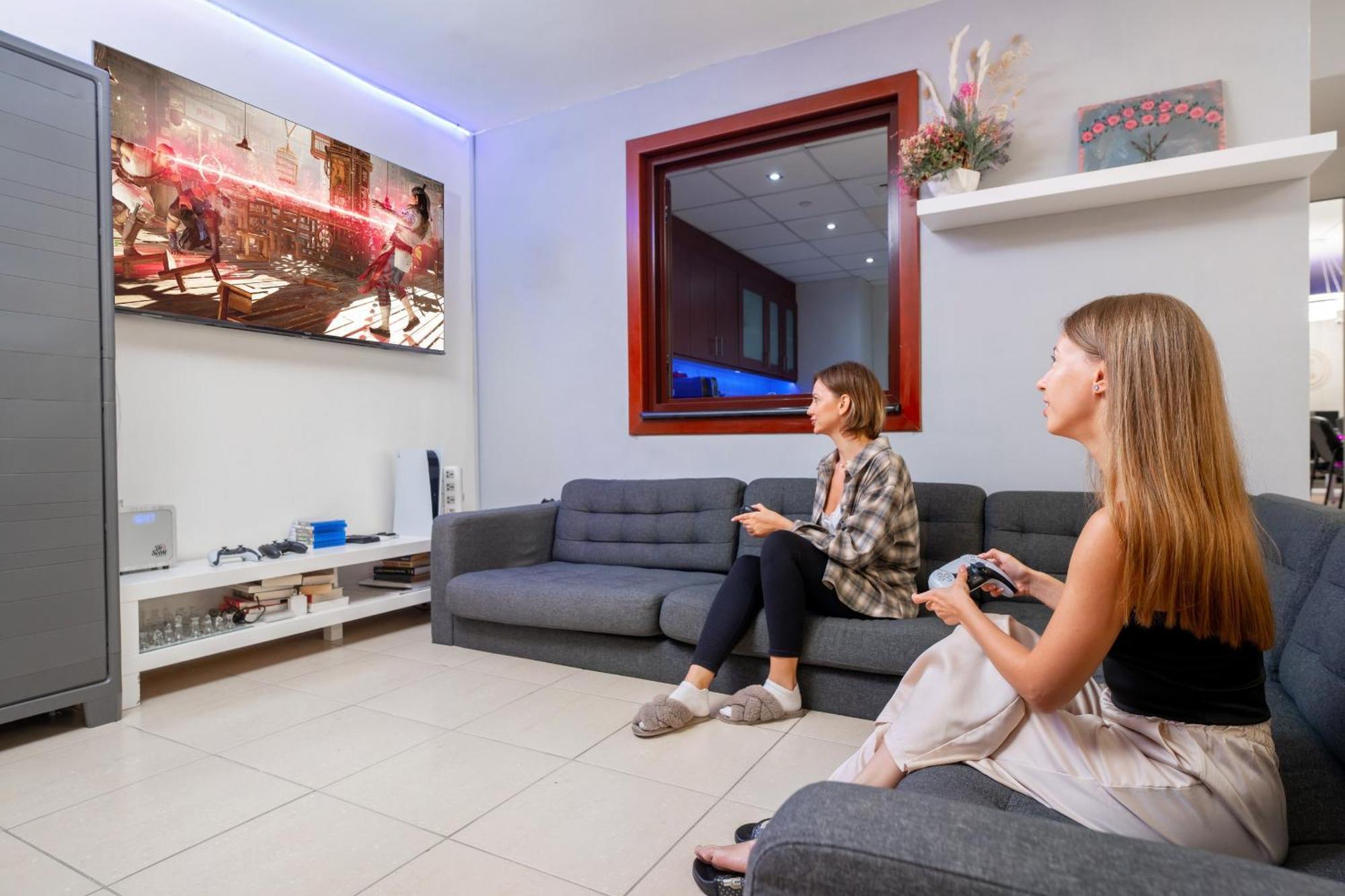 Capsule hotel Berloga Capsule Jbr