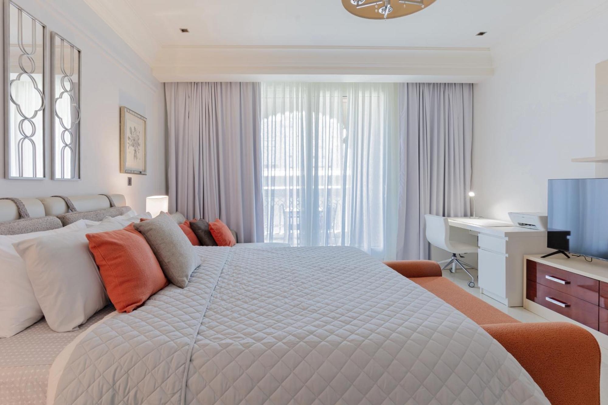 1-bedroom With Pool