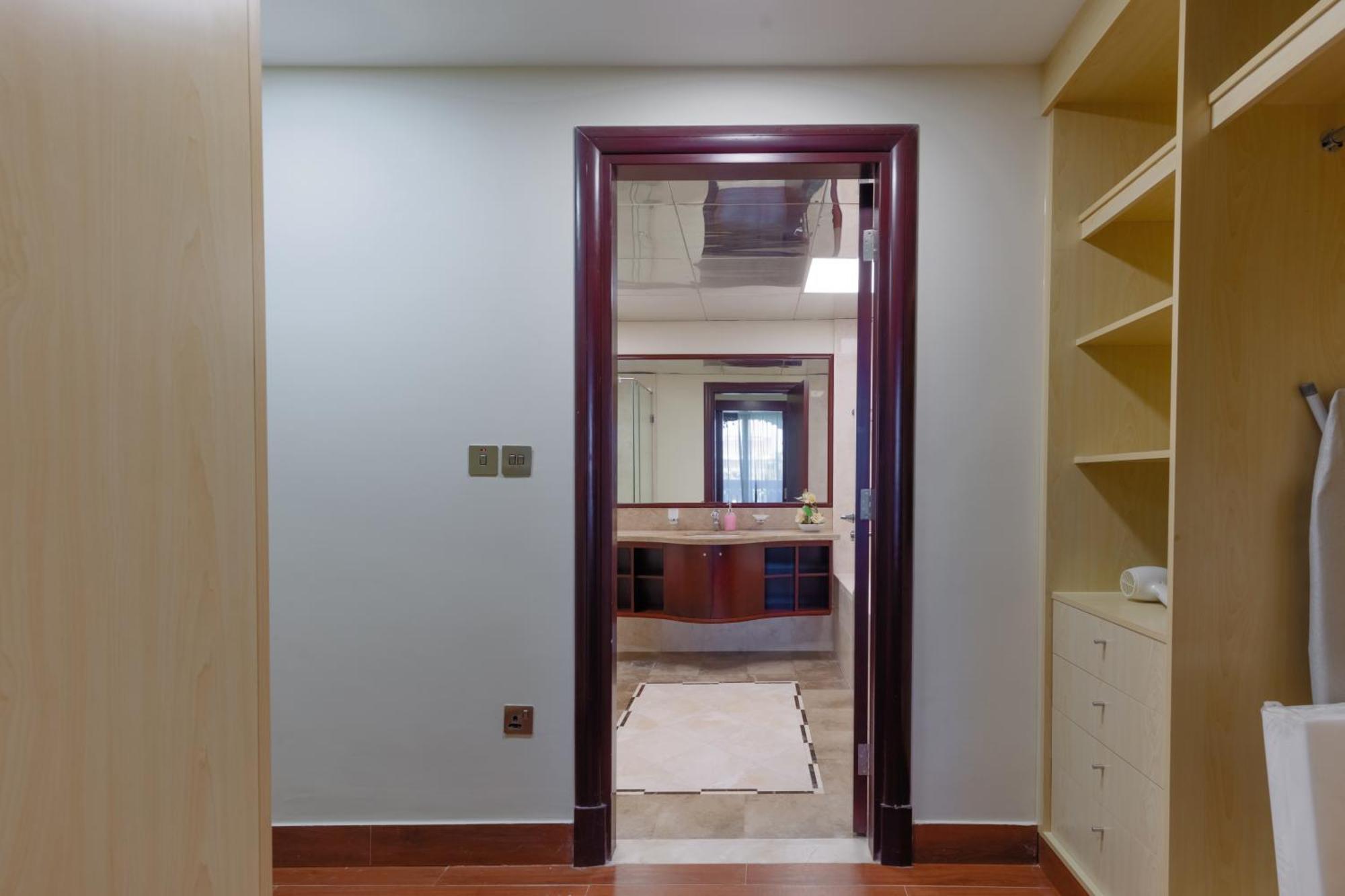 1-bedroom With Pool Apartment Dubai