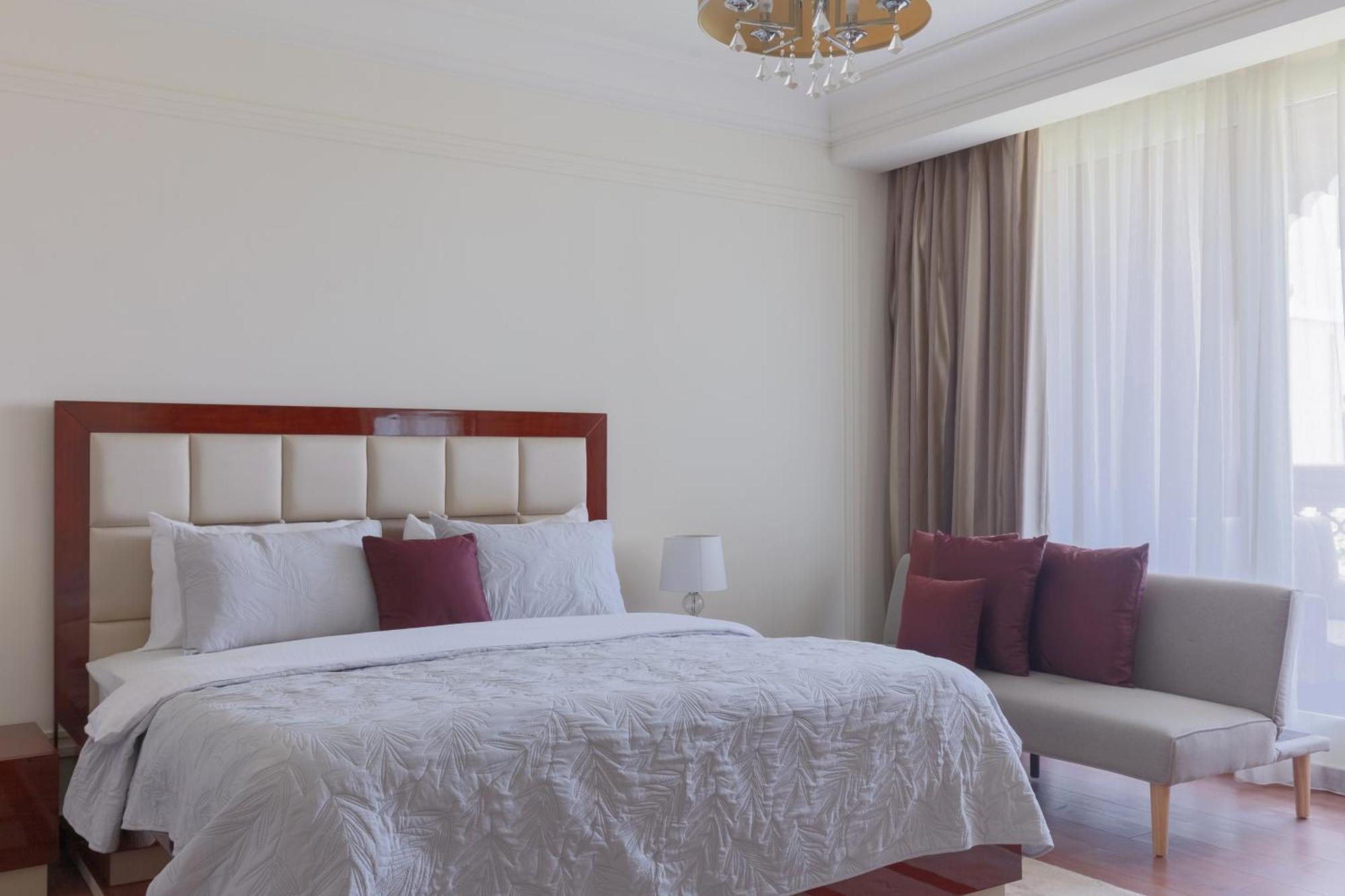 Apartment 1-bedroom With Pool *