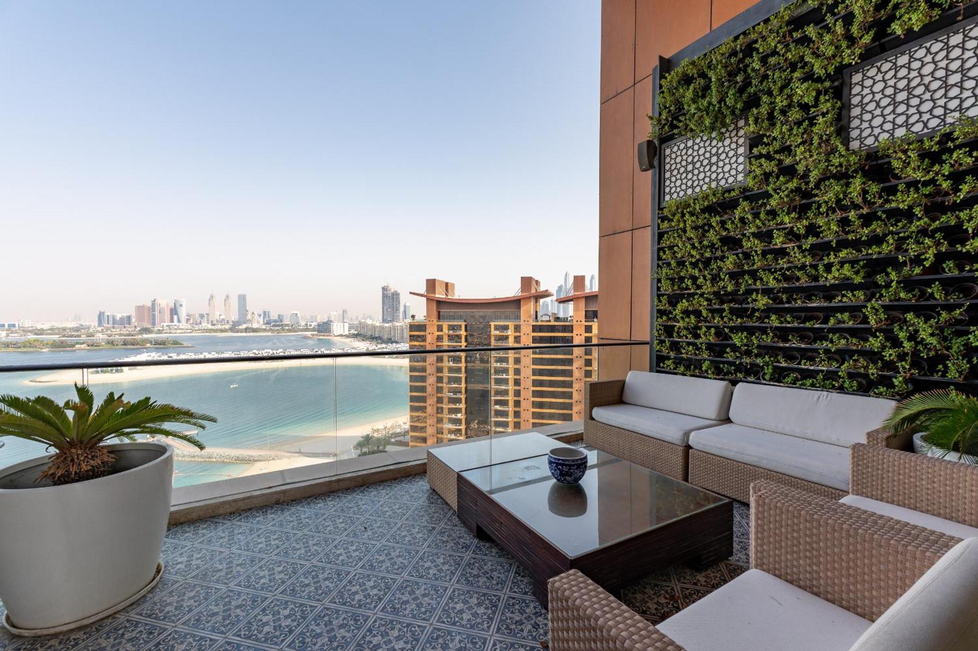 Tiara Residences, Palm Jumeirah - Mint *