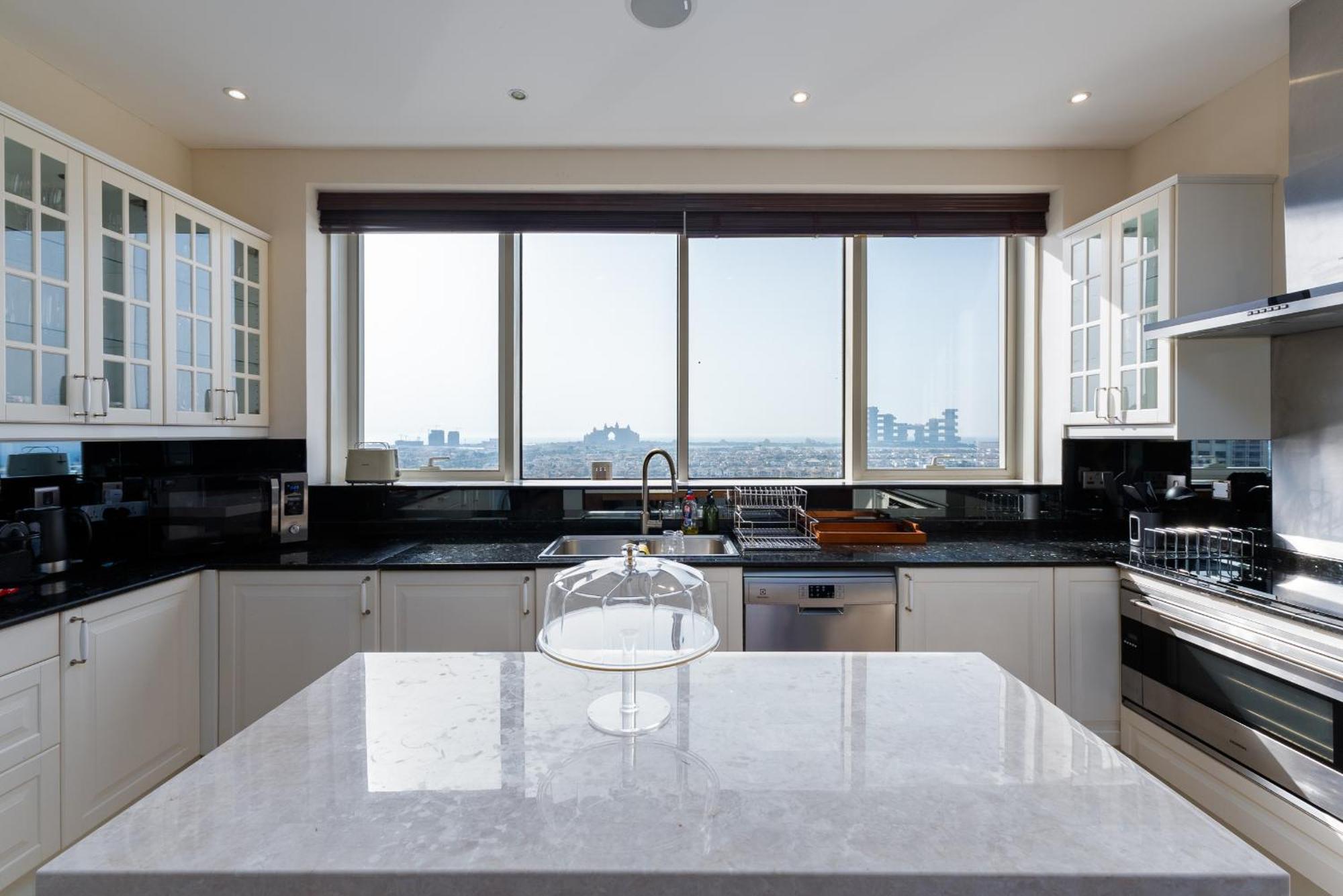 Tiara Residences, Palm Jumeirah - Mint Daire Dubai