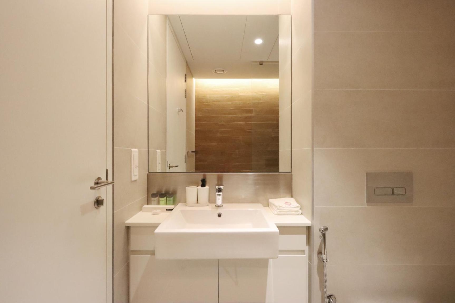 Luxurious 2 Bedroom In Bluewater W/sea View By Livbnb