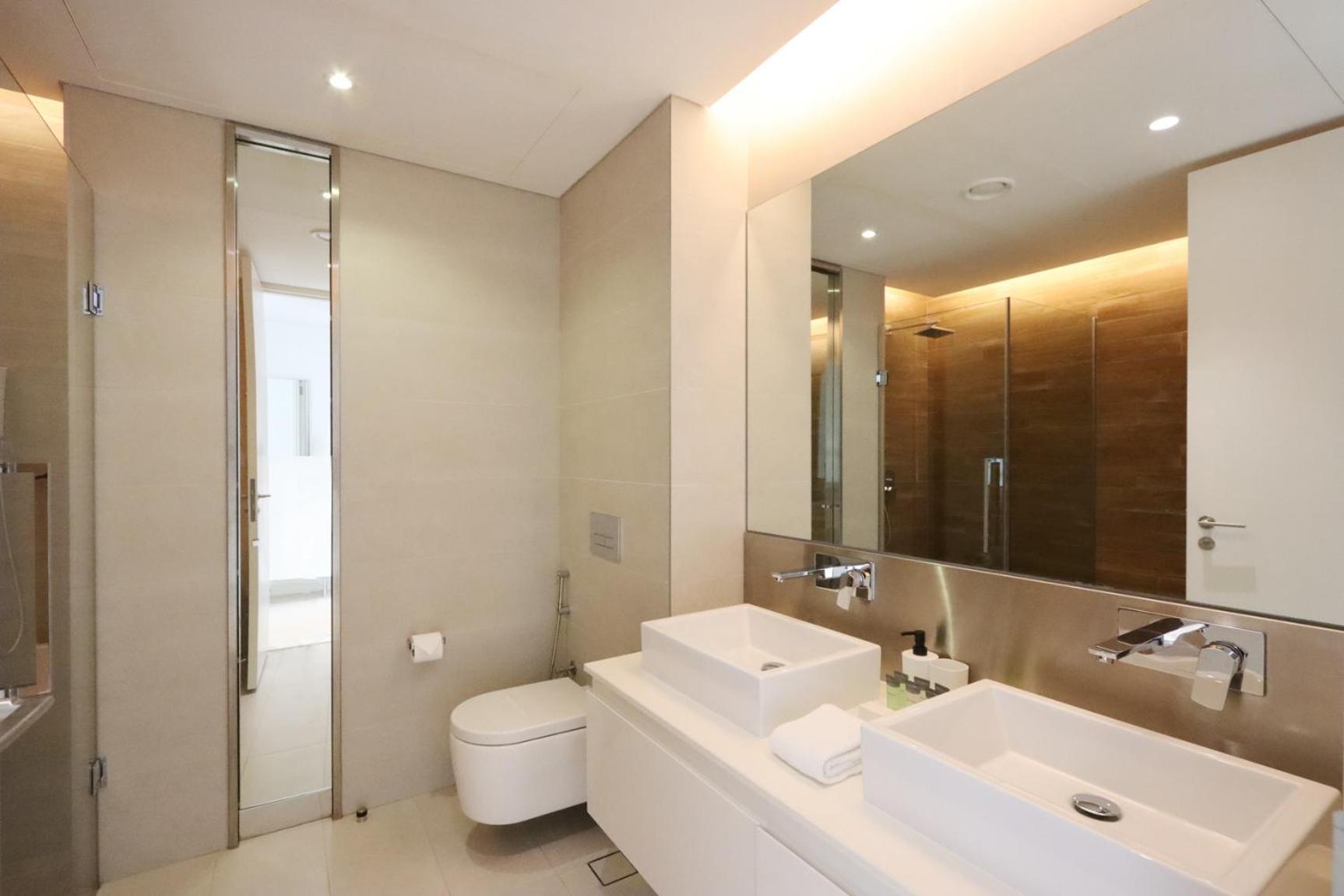 Luxurious 2 Bedroom In Bluewater W/sea View By Livbnb *