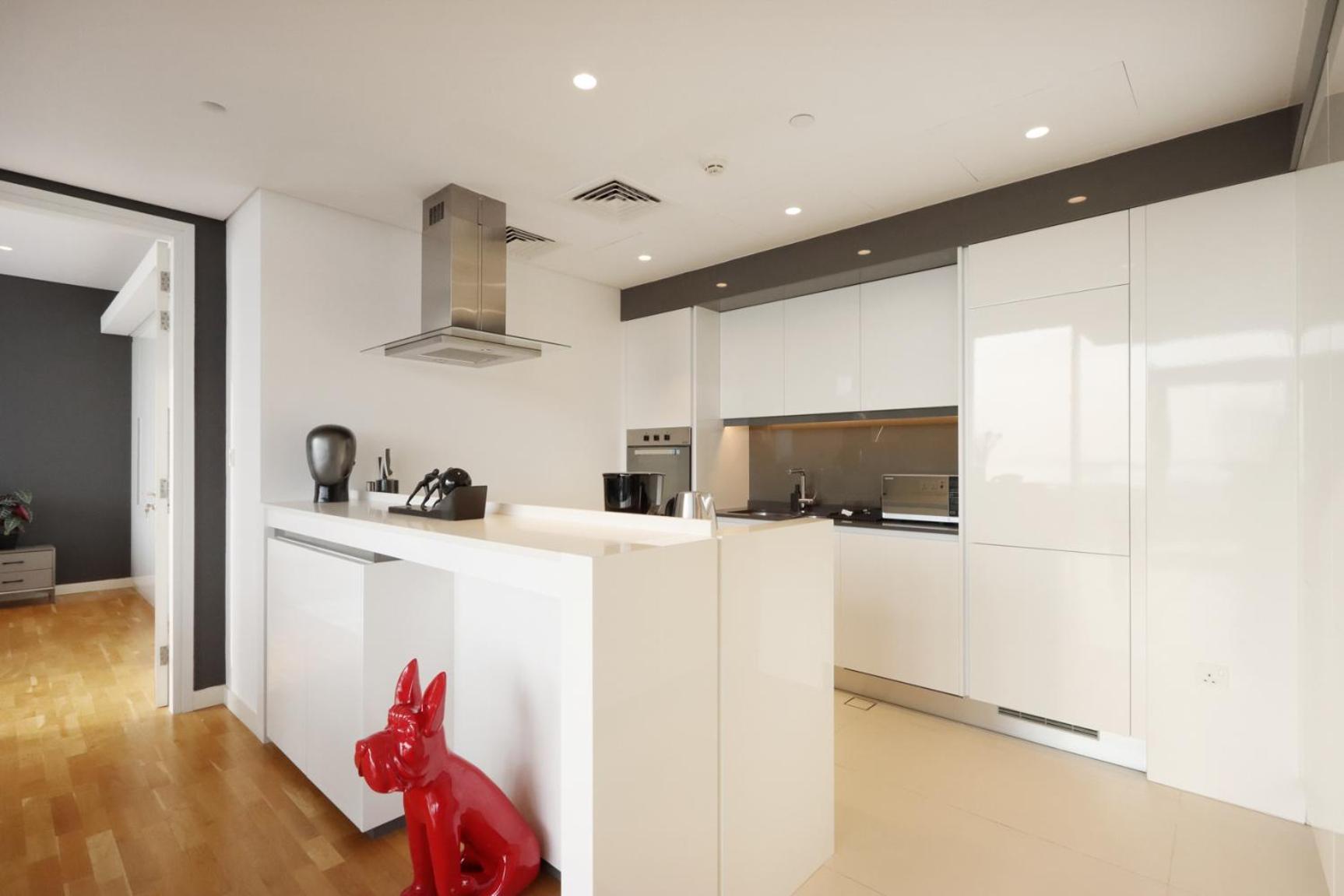 Luxurious 2 Bedroom In Bluewater W/sea View By Livbnb