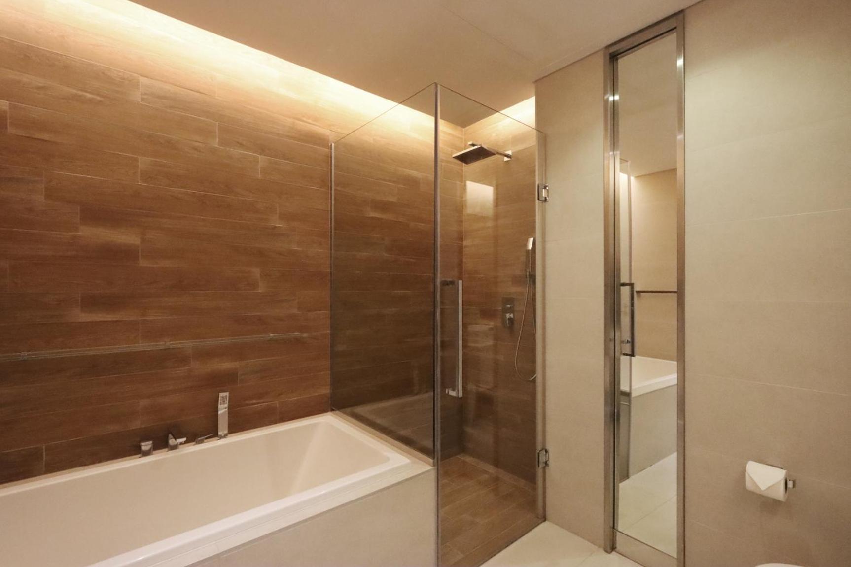 Luxurious 2 Bedroom In Bluewater W/sea View By Livbnb Dubai