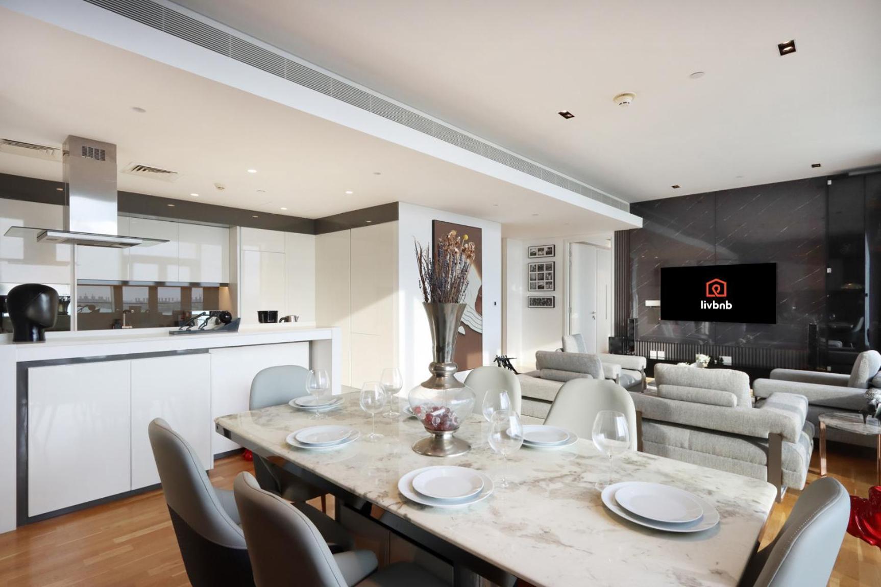 Luxurious 2 Bedroom In Bluewater W/sea View By Livbnb Apartment *