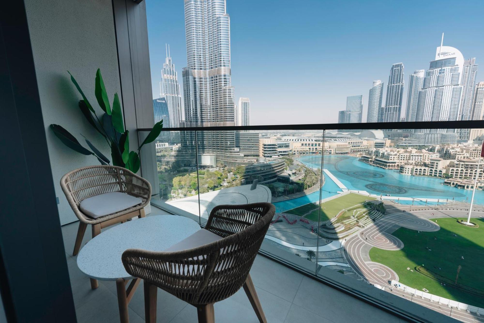 Stylish 2-bedroom Luxury In Downtown With Burj Khalifa & Fountain Views Apartamento *