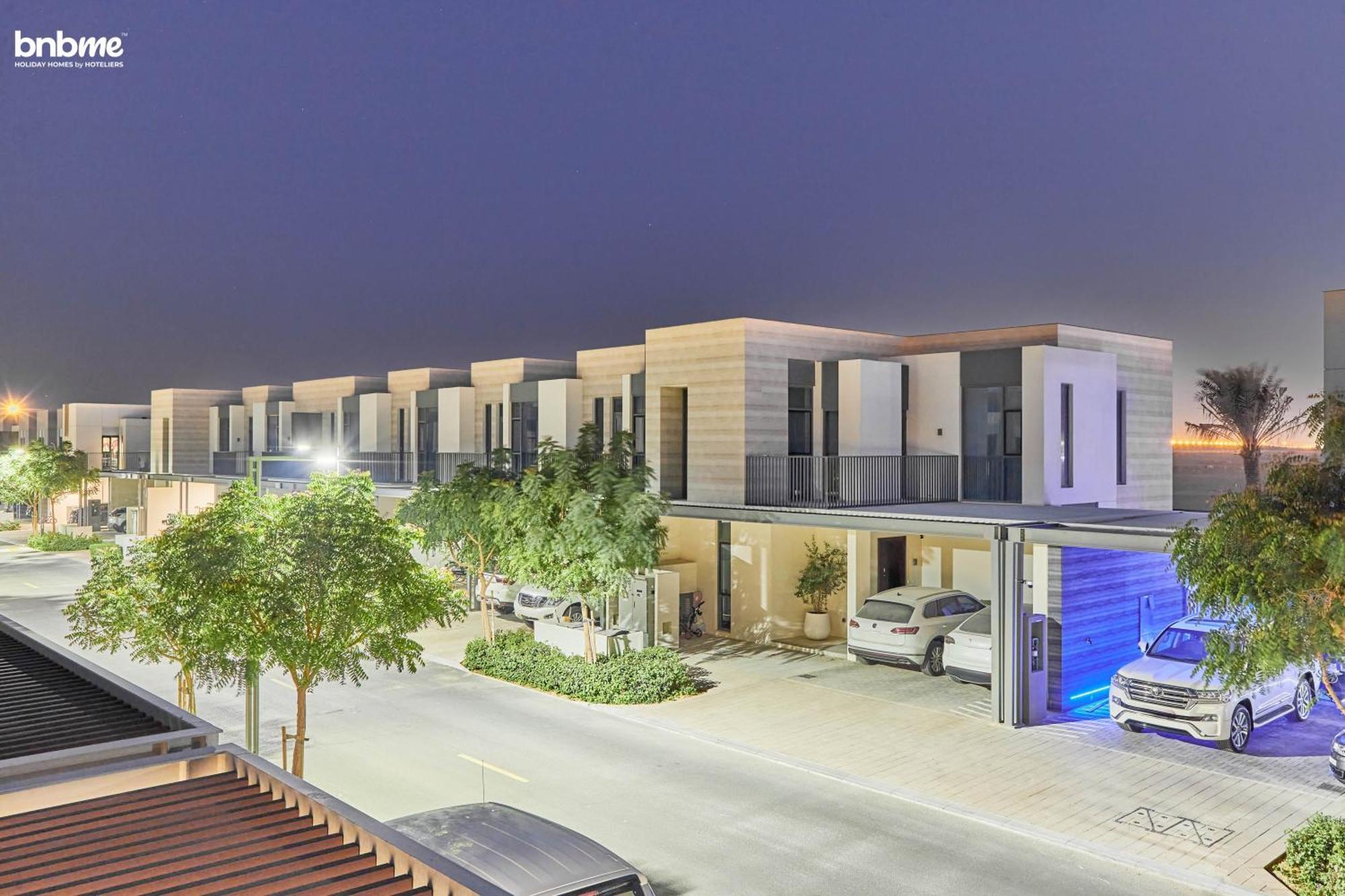 Bnbmehomes - Sun Villa Dubai