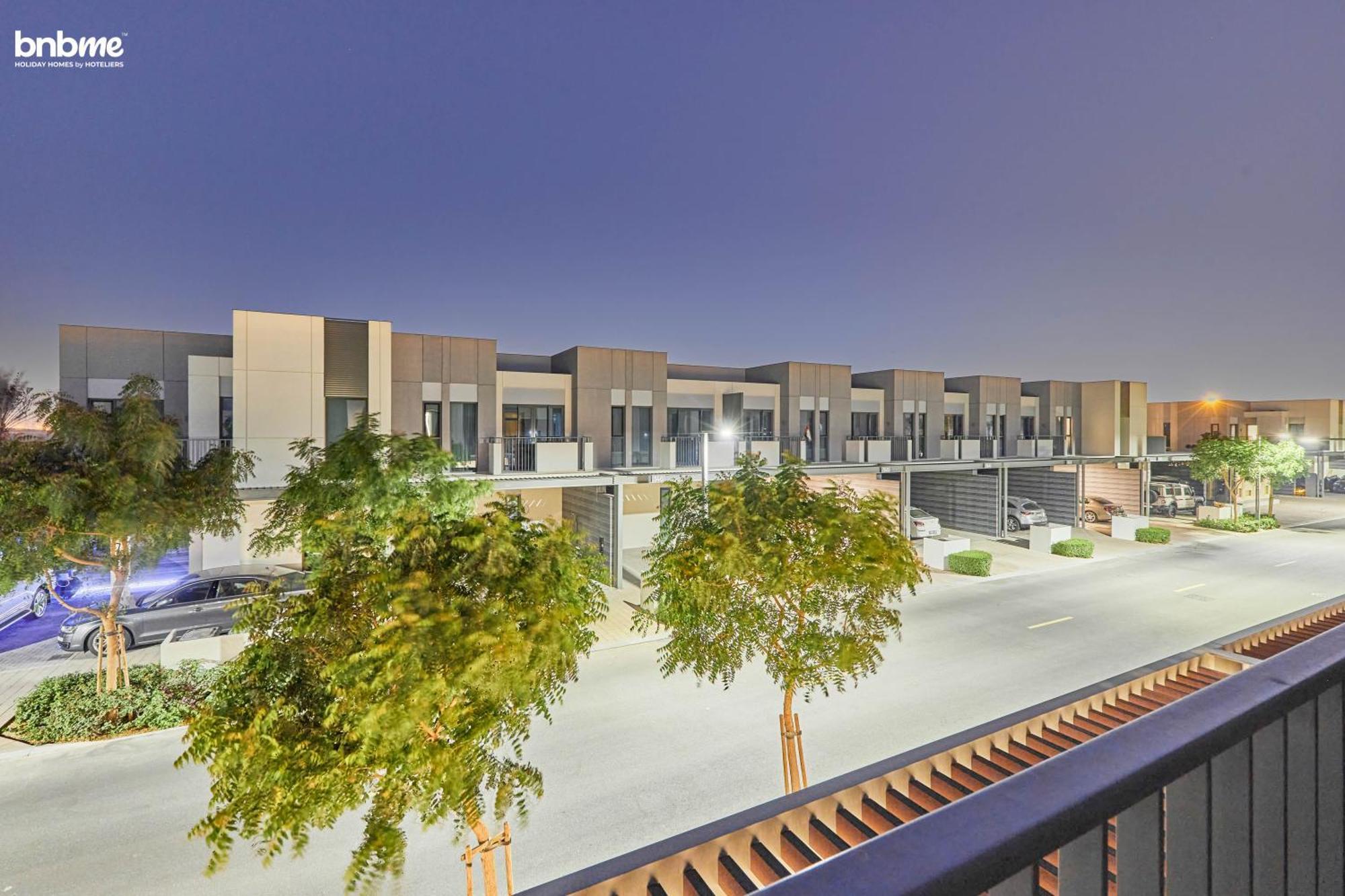 Bnbmehomes - Sun Villa Dubai