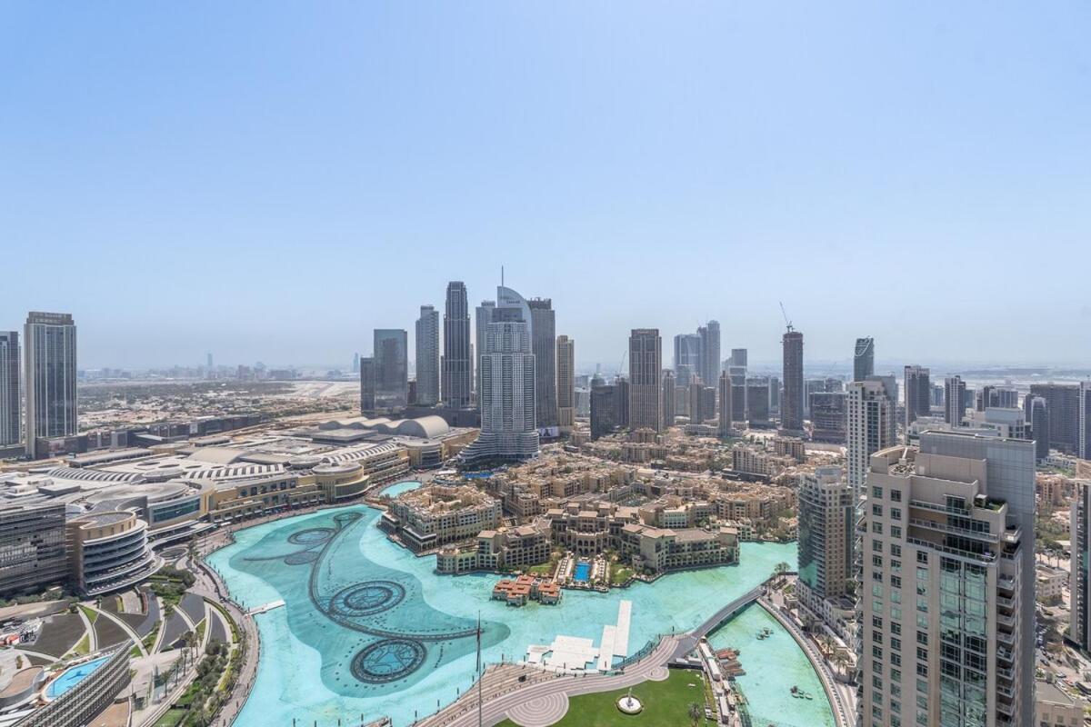 Apartment Luxury 4br Full Burj Khalifa & Fountain View, 1gbps, Ps5 Dubai